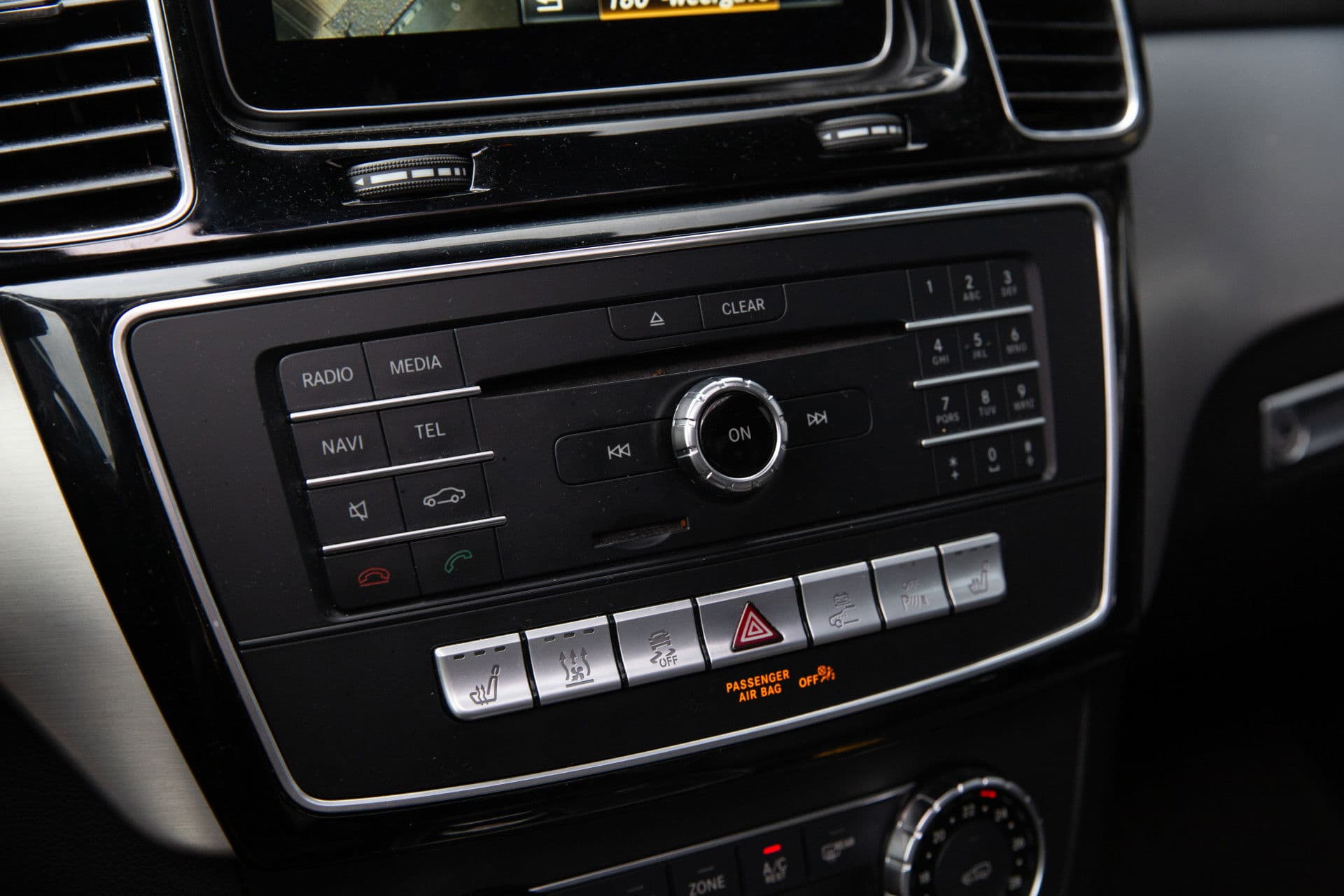 Mercedes-Benz GLE 500 e 4MATIC , Panoramadak, Luchtvering, AMG-Line thumbnail 15