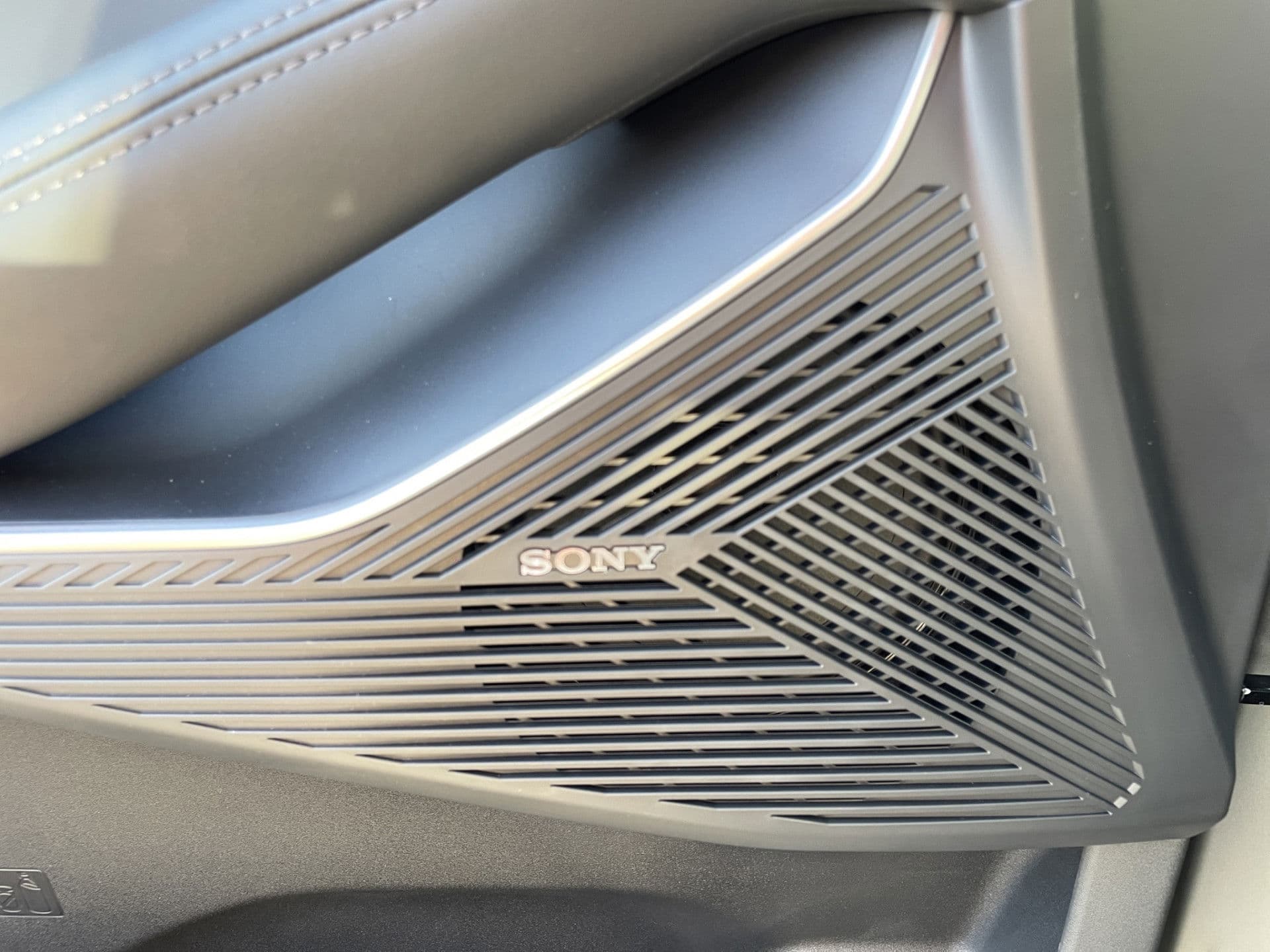 Omoda 9 1.5T-GDi SHS-P Premium | INRUILACTIE | Pano | 150km elektr. range thumbnail 27