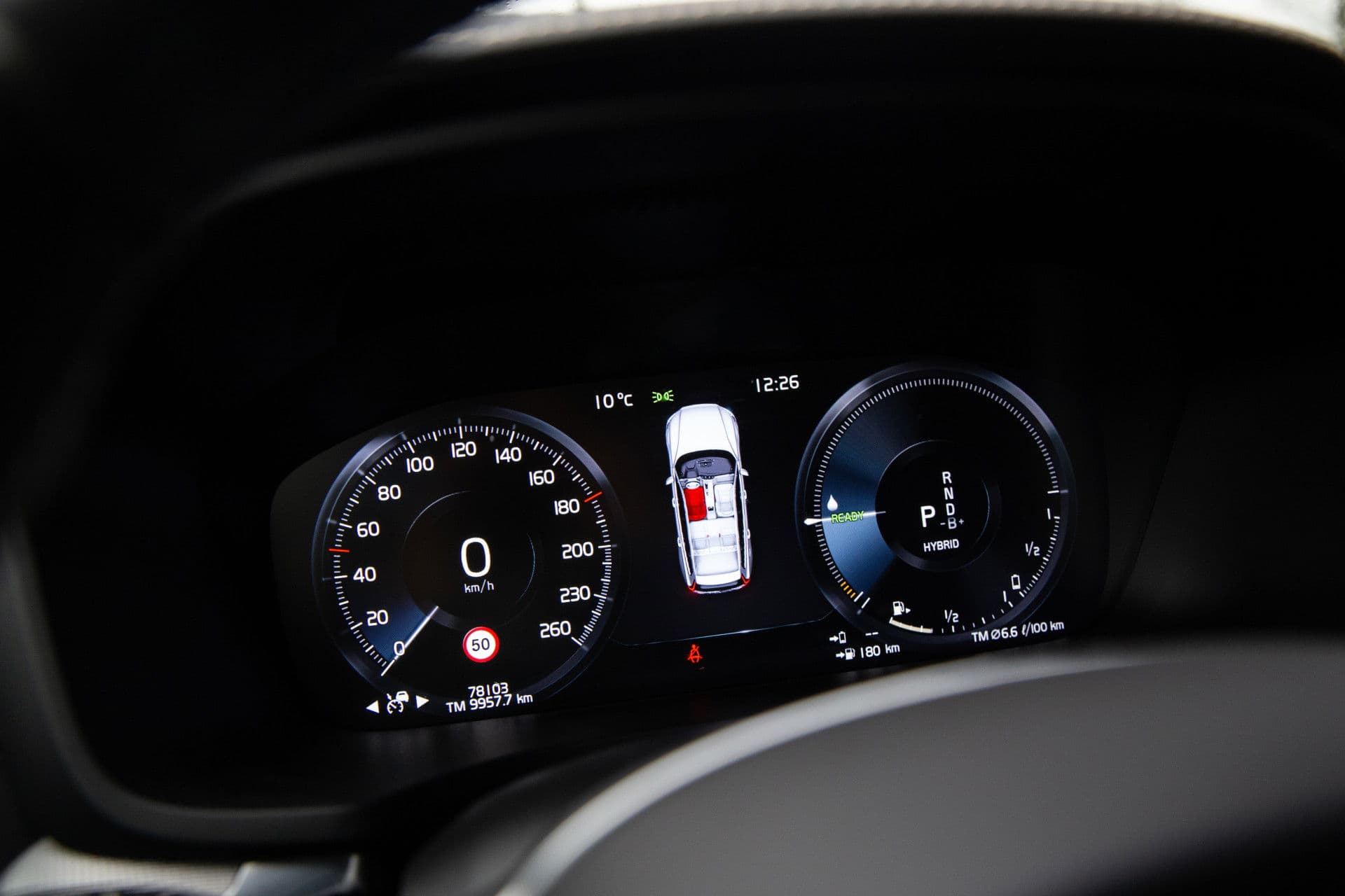 Volvo V60 2.0 T8 AWD Polestar Engineered , NL-Auto, Panoramadak, 360-camera, Harman&Kardon, HUD thumbnail 11