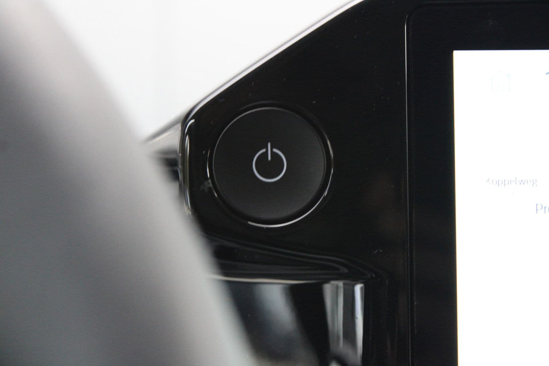 Ford E-Transit Custom 340 L2H1 Limited 65 kWh 218pk - DIRECT LEVERBAAR - 2x Schuif - LED - 360 Camera - B&O - ACC - Navi - Stoel/Stuurverwarming - Rijklaar thumbnail 33