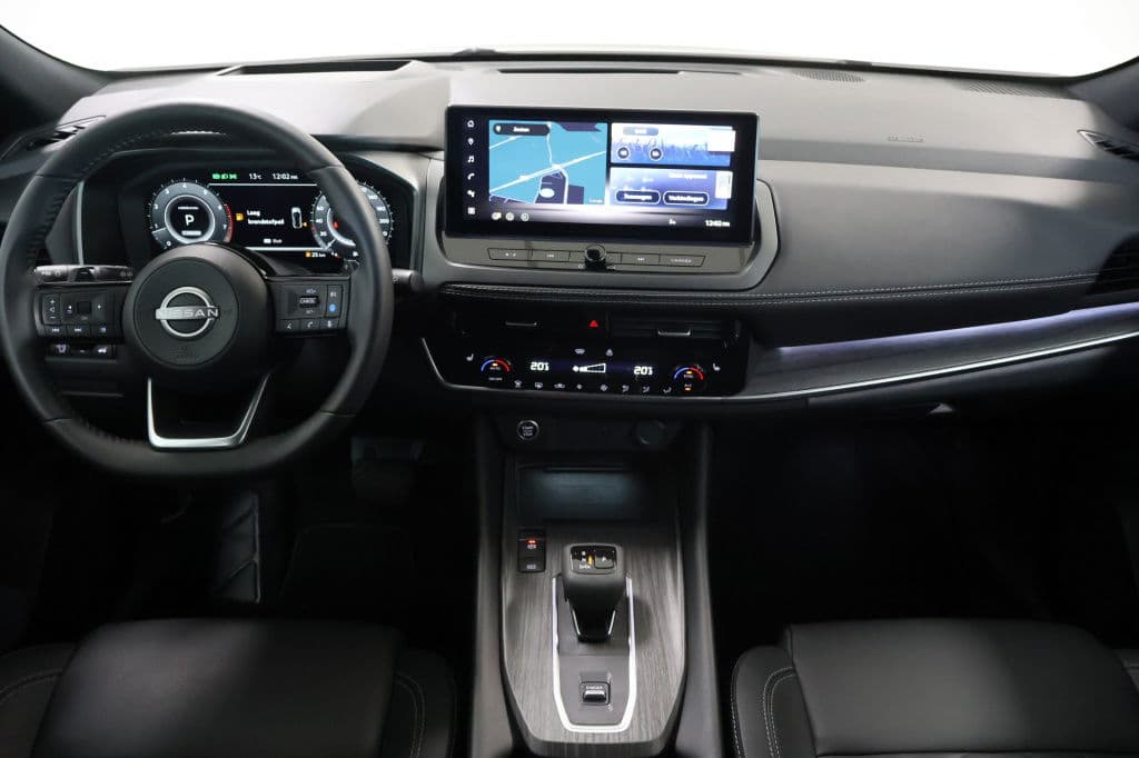 Nissan QASHQAI 1.3 MHEV X Tekna Black Edition thumbnail 6