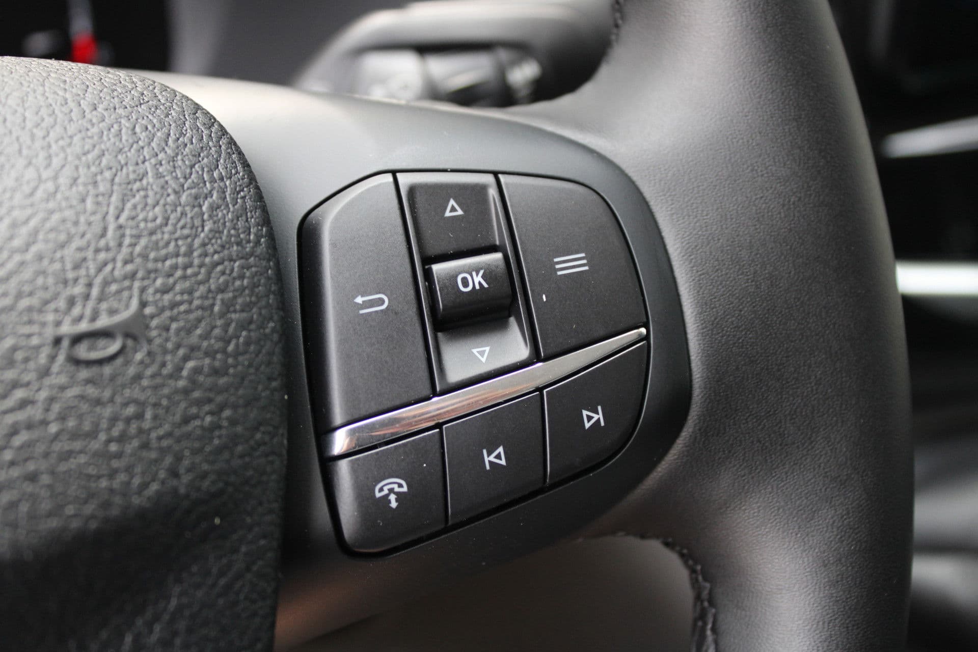 Ford Transit 350 2.0 TDCI L3H2 Trend 165pk - Facelift - 2x Schuifdeur - 360 Camera - Trekhaak - ACC - Stoel & Stoelverwarming - Blind Spot - Navi - 270gr deuren - Rijklaar thumbnail 27