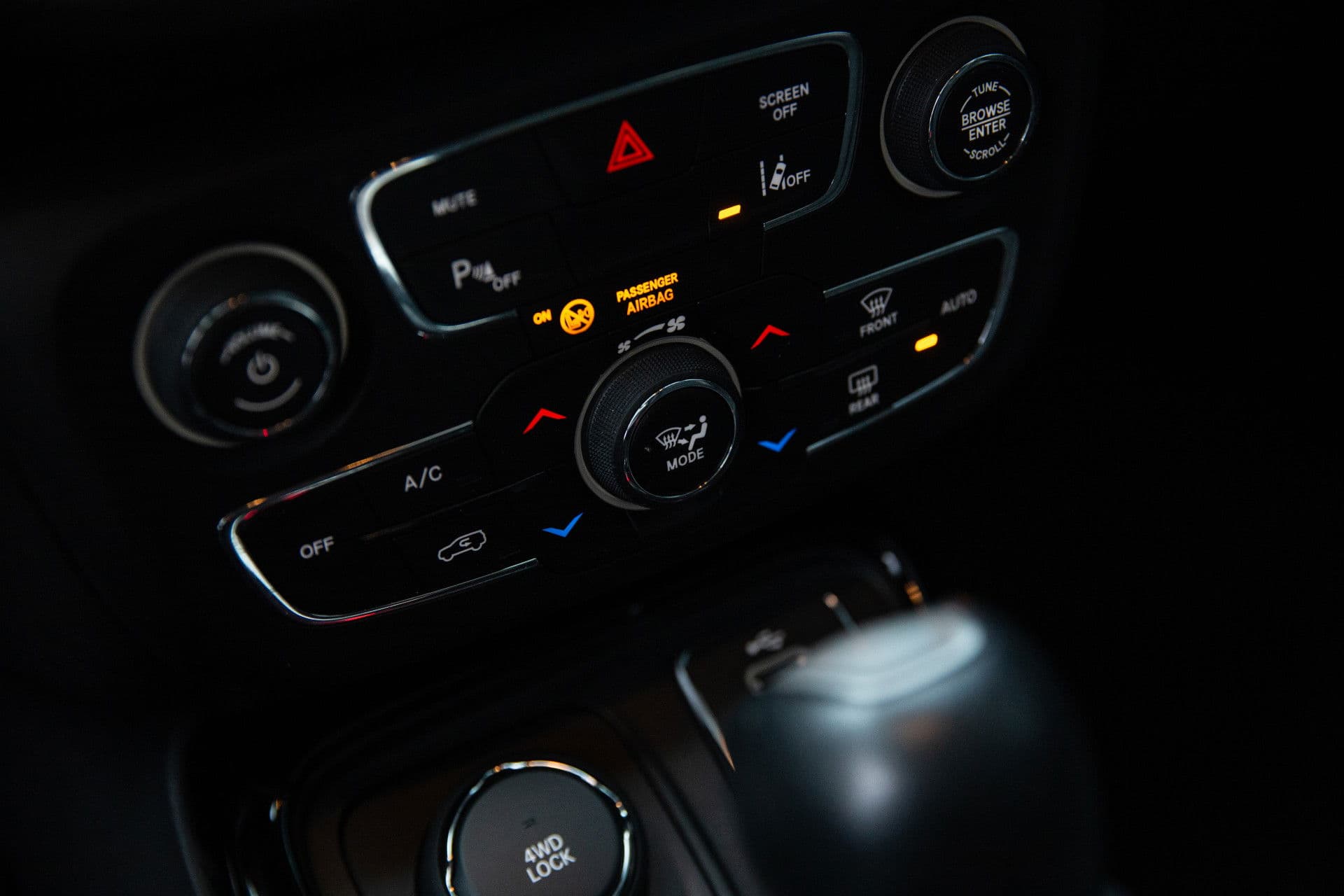 Jeep Compass 1.4 MultiAir Opening Edition 4x4 , Keyless entry, Beats Audio, Navigatie, thumbnail 14