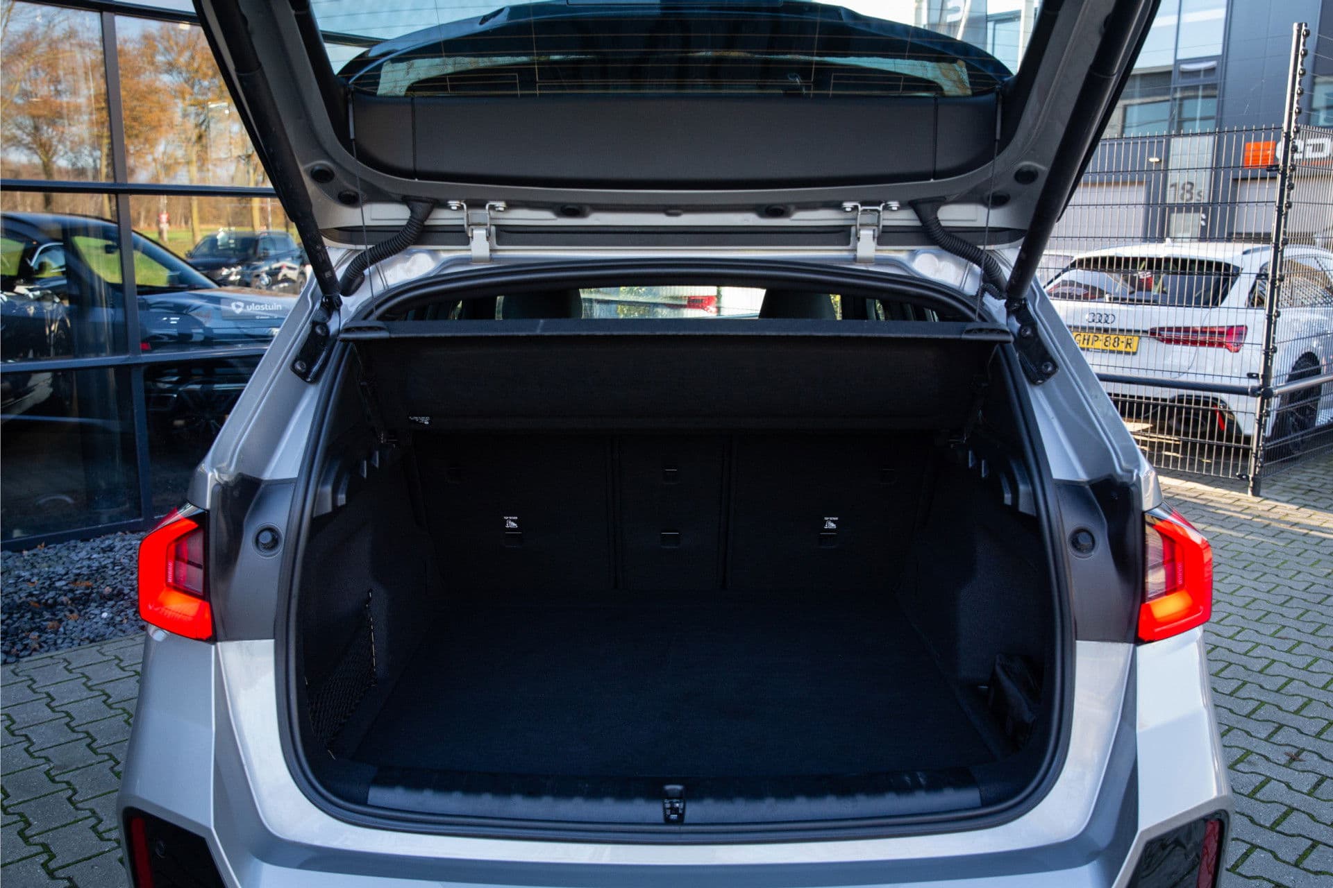 BMW X1 sDrive18i M-sport , Draadloze lader, Keyless entry, Achteruitrijcamera, thumbnail 24