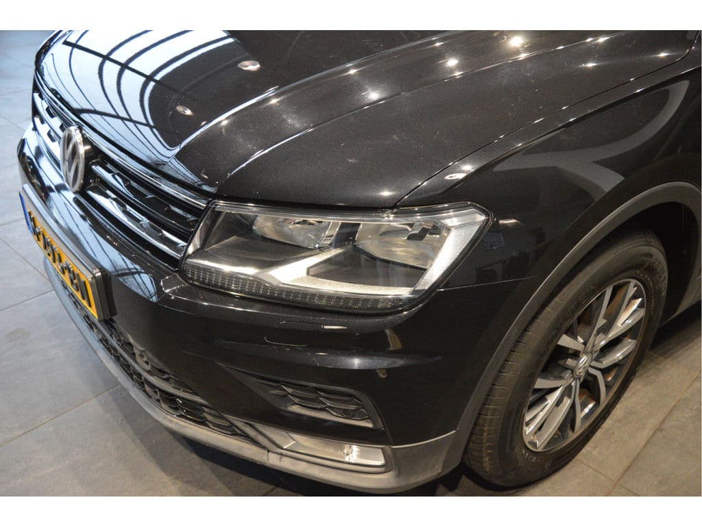 Volkswagen Tiguan 1.4 TSI ACT Connected navi cruise pdc trekhaak 17 inch !! thumbnail 9