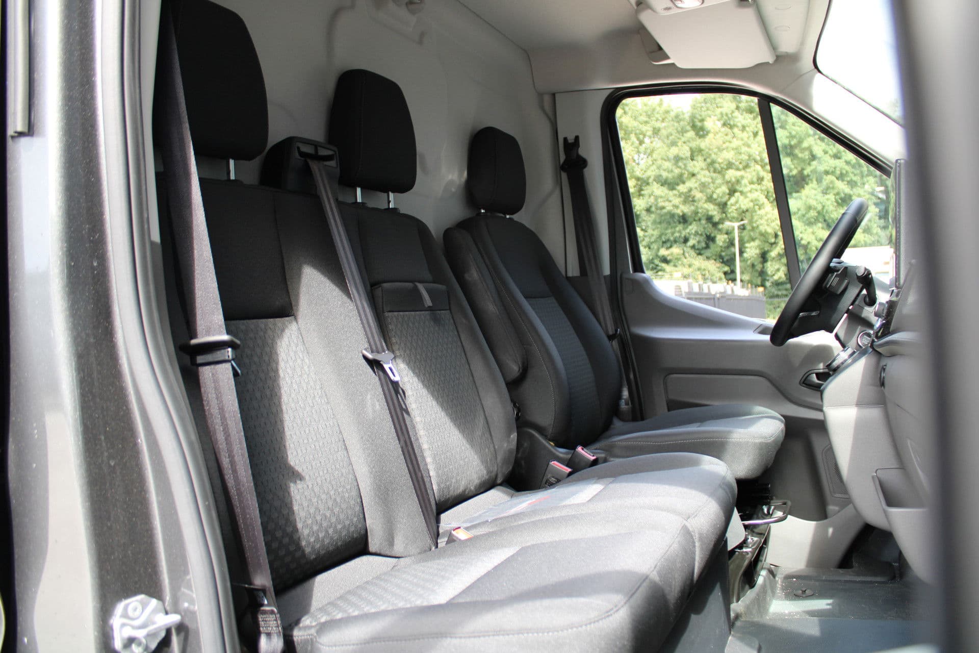 Ford Transit 350 2.0 TDCI L2H2 Trend 165pk - Facelift - Adaptive Cruise - Navigatie - Blind Spot - 360 Camera - Stoel - Stuurverwarming - Rijklaar thumbnail 36