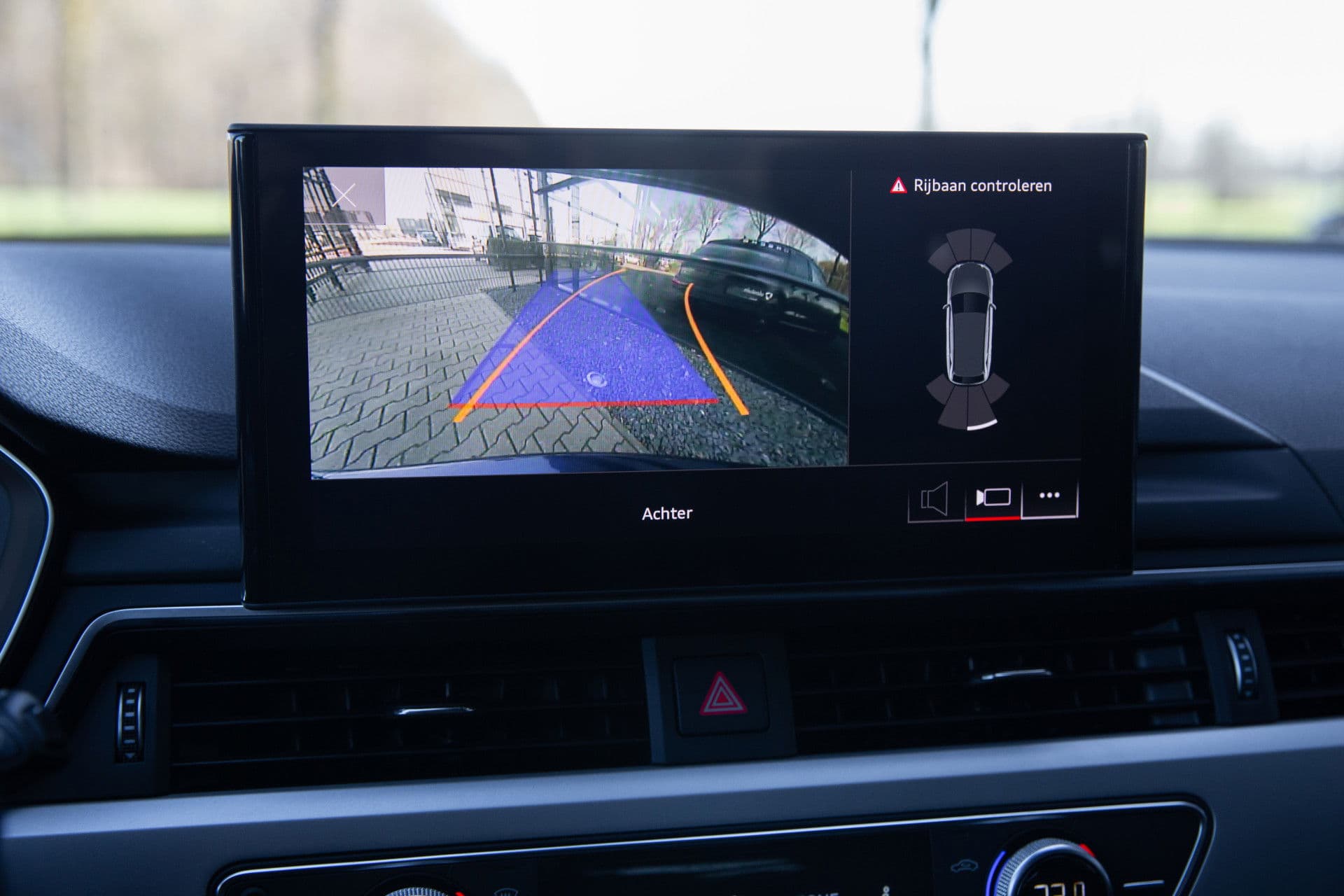 Audi A4 Avant 35 TDI Launch edition S-line , Sportstoelen, Camera, Virtual Cockpit, thumbnail 17