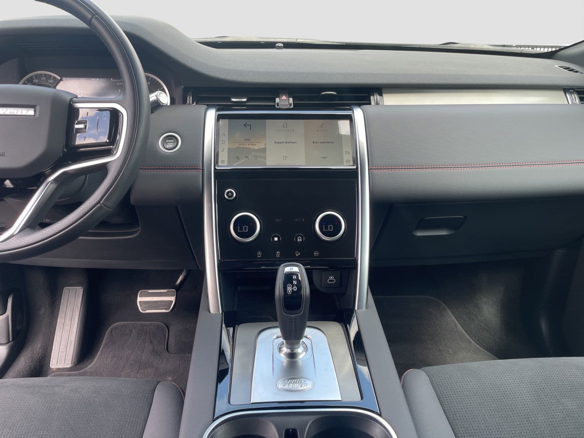 Land Rover Discovery Sport P300e R-Dynamic S | 360 Camera | Alcantara thumbnail 16
