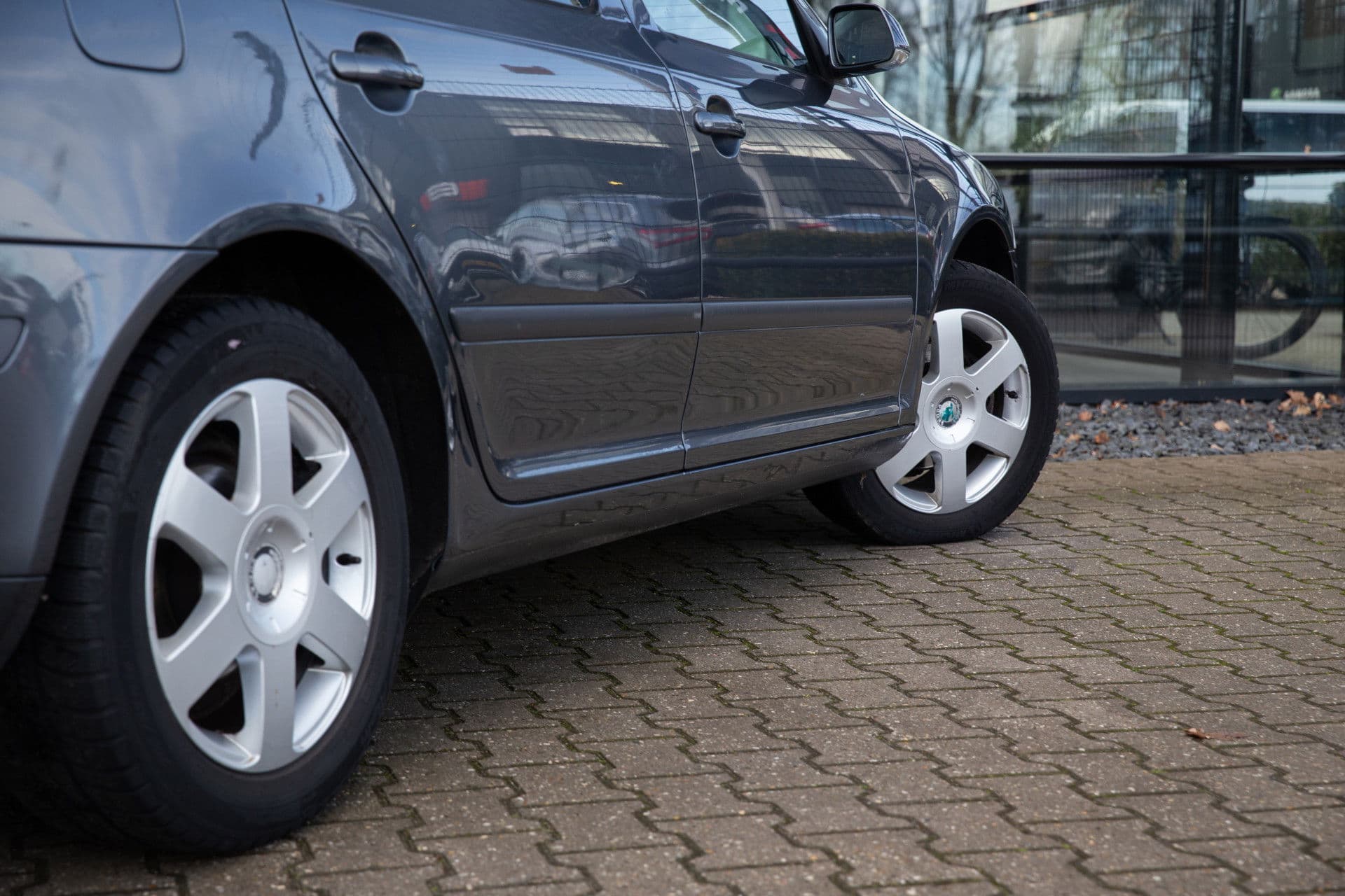 Škoda Octavia Combi 1.6 FSI Elegance Attractive Business , Cruise control, Navigatie, Schuif/Kanteldak thumbnail 8