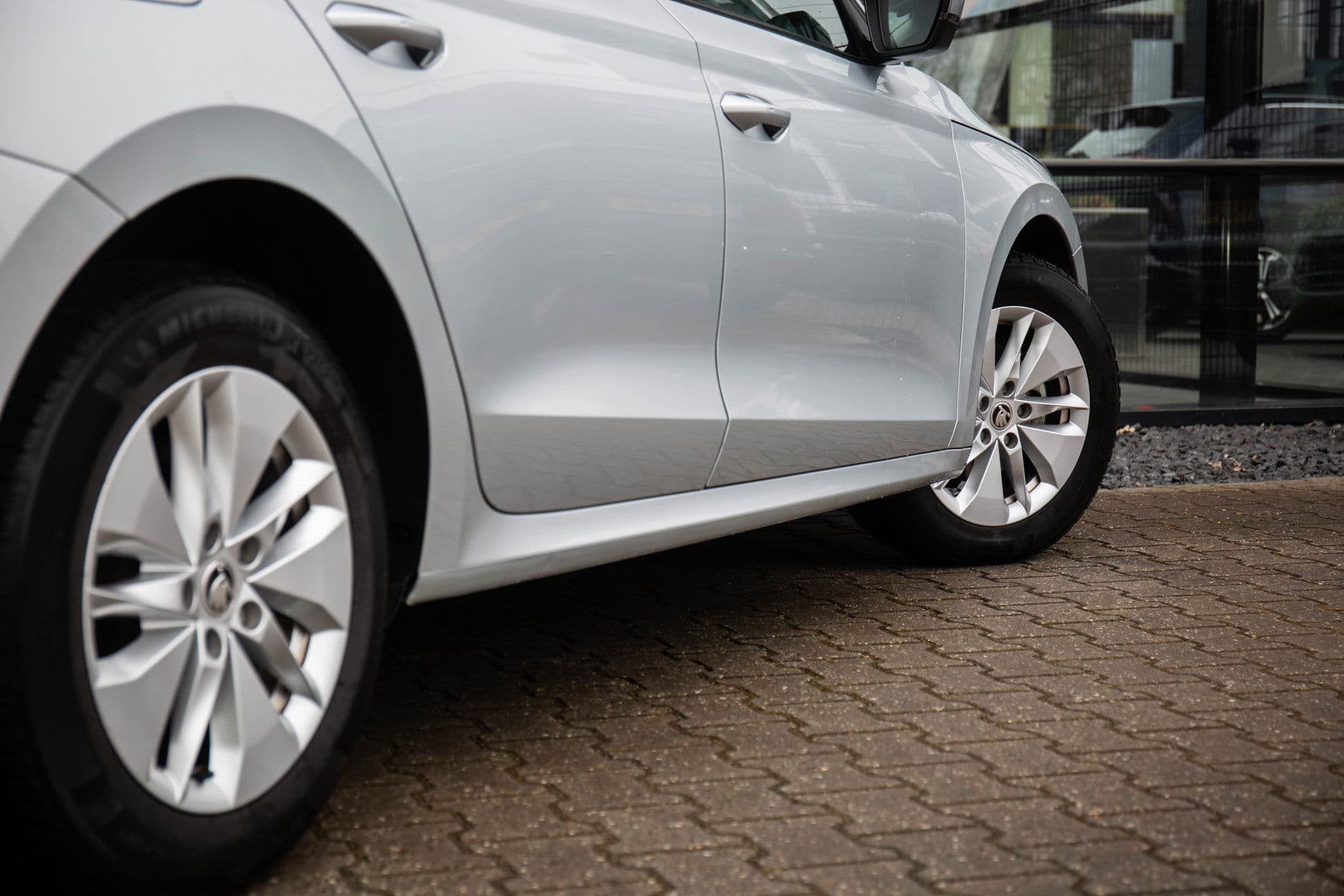 Škoda Octavia Combi 1.0 e-TSI Business Edition , Virtual cockpit, Cruise, Carplay, NL-Auto, thumbnail 5