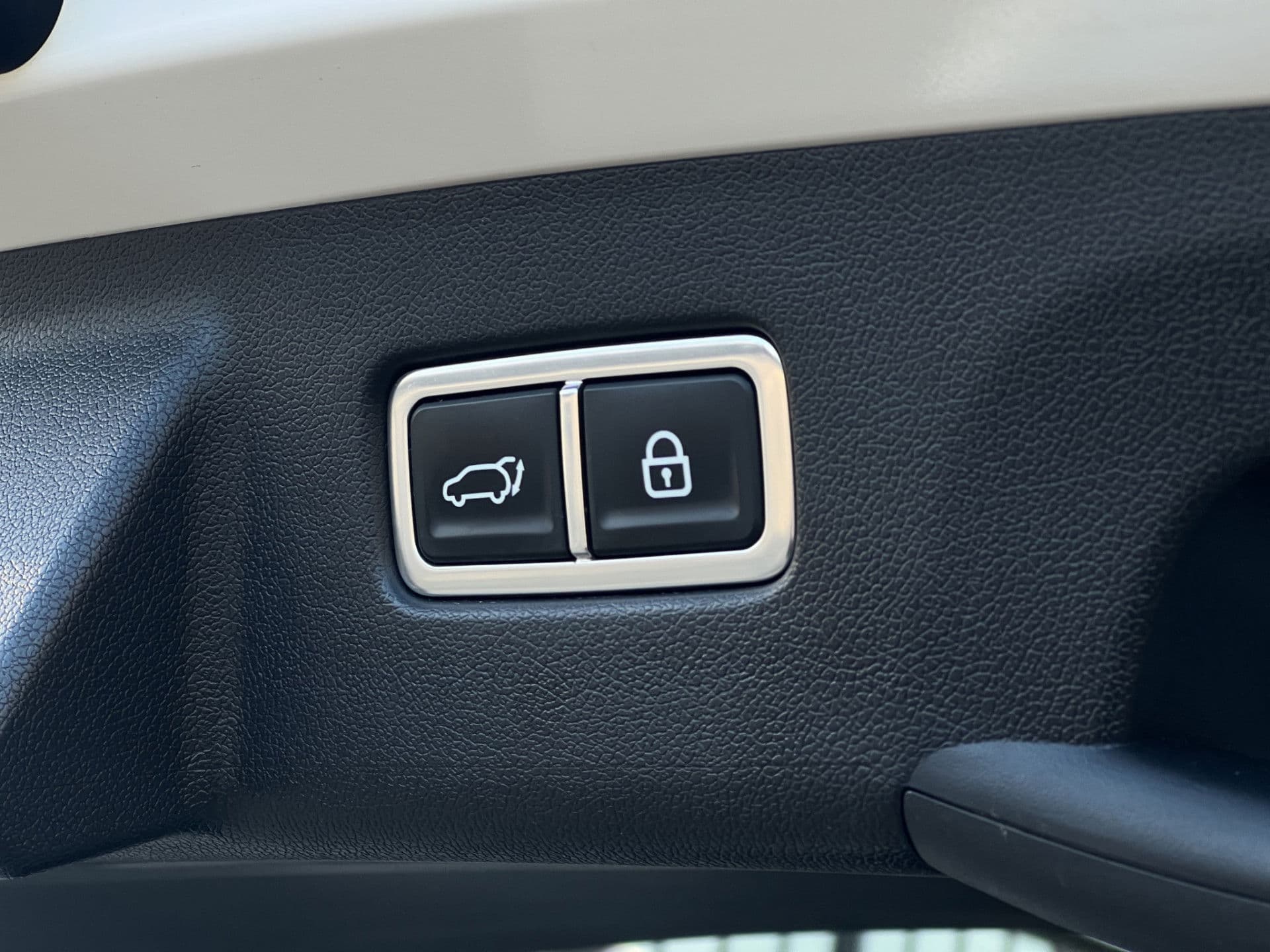 Kia Sorento 1.6 PHEV 4WD ExecutiveLine | Black Pack | Pano | Memory | Stoelverkoeling | Zwarte hemel | thumbnail 25