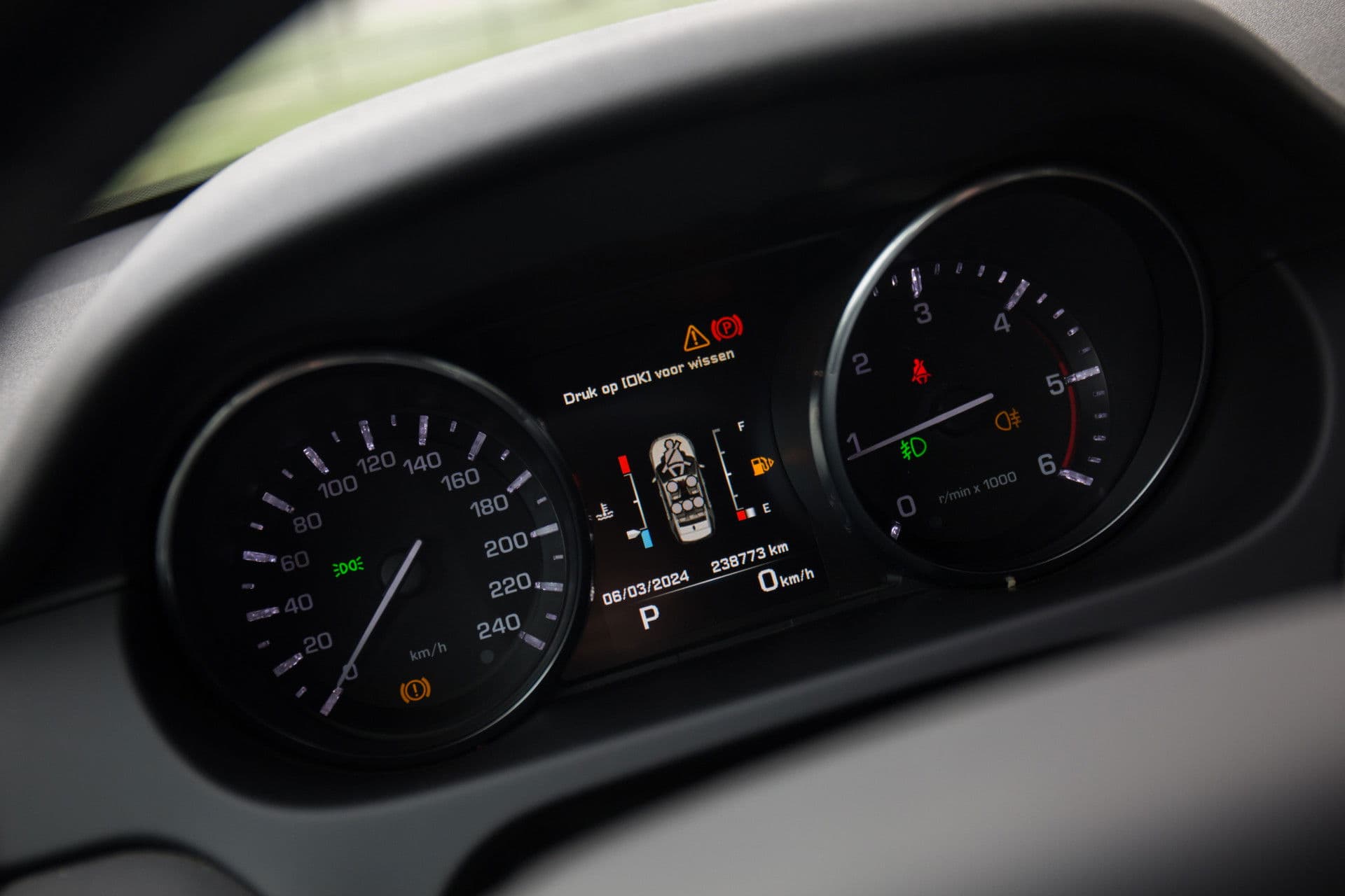 Land Rover Discovery Sport , Grijs kenteken, Leer, Achteruitrijcamera, Trekhaak thumbnail 11