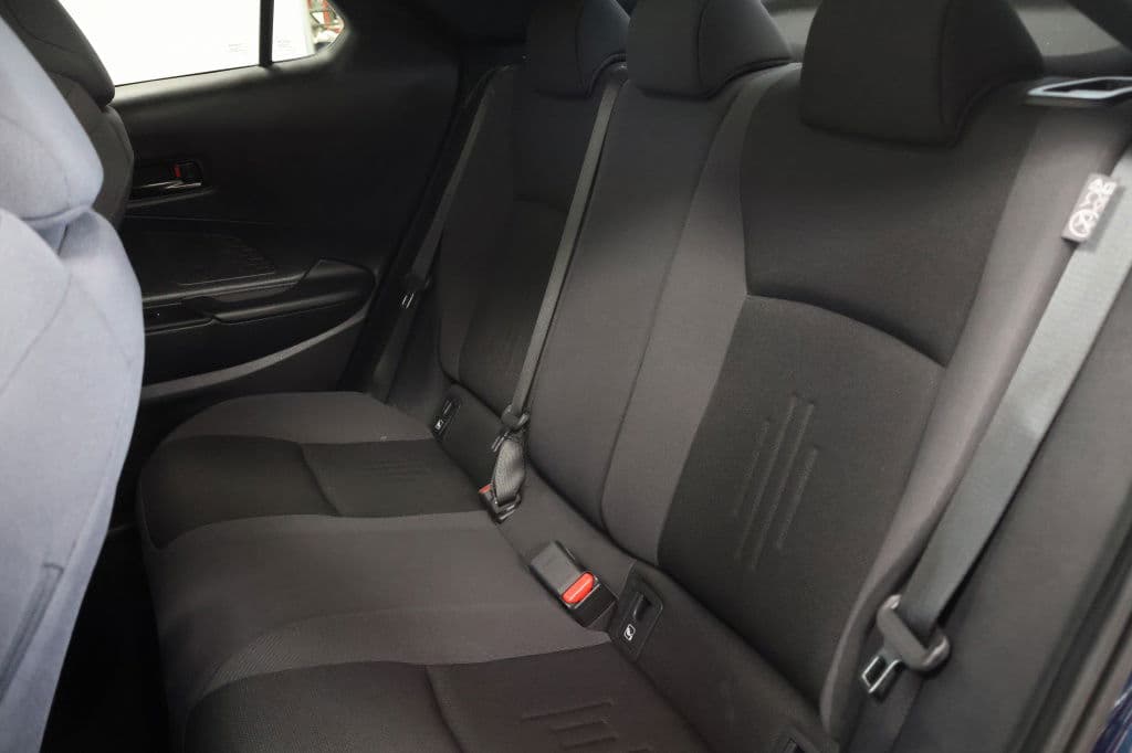 Toyota C-HR 1.8 Hybrid 140 Dynamic | Elektrische achterklep | Winter Pack thumbnail 7