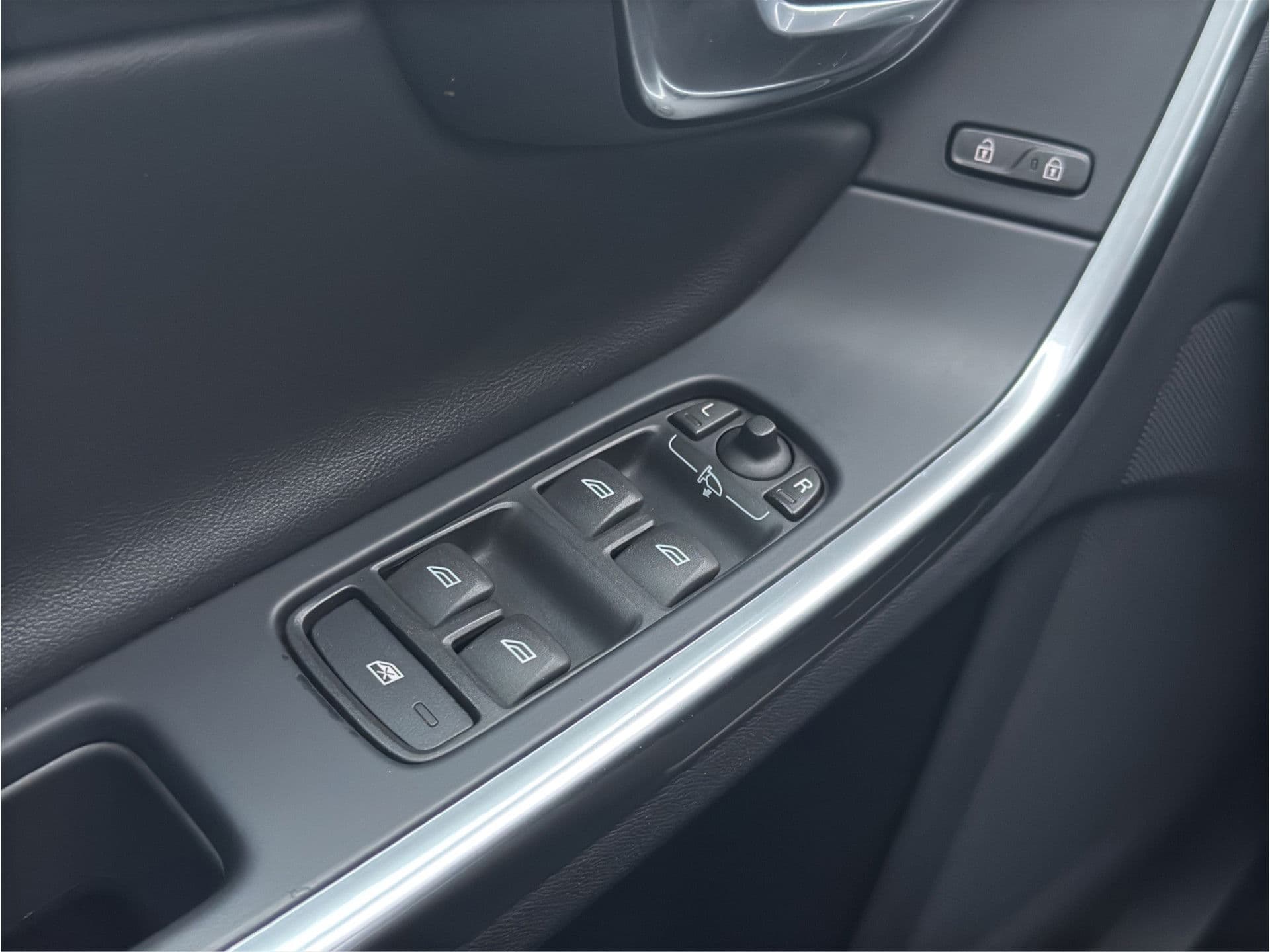 Volvo S60 1.5 T3 R-Design | Leder | Stoelverw | Trekhaak | thumbnail 16