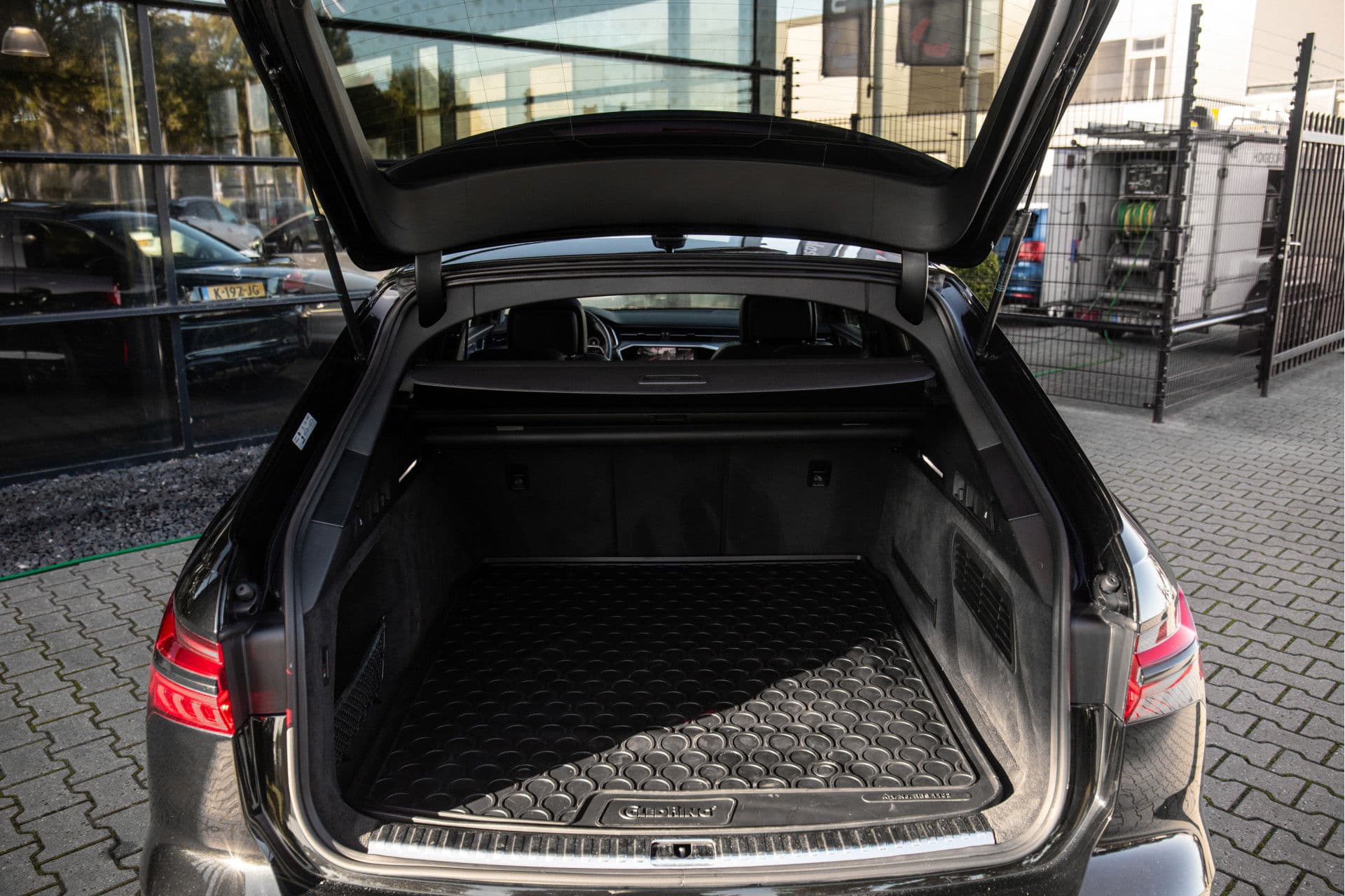 Audi A6 Avant 50 TDI quattro Design Pro Line Plus , Luchtvering, Trekhaak, Panoramadak, 3D-camera thumbnail 29