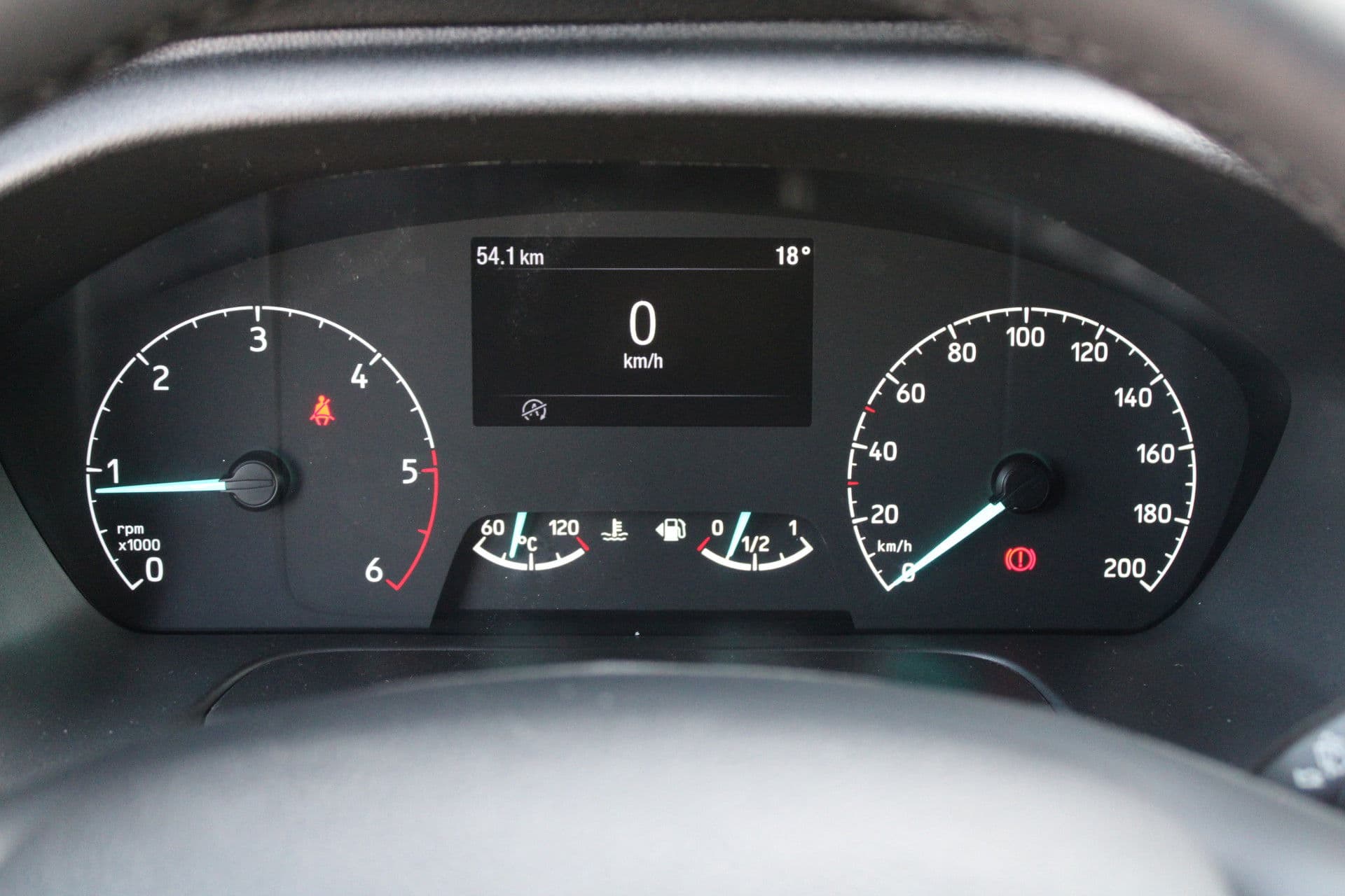 Ford Transit 350 2.0 TDCI L3H2 Trend 130pk Trend - Navigatie - Blind Spot - Adaptive cruise - Camera - 270gr deuren - Trekhaak - Rijklaar thumbnail 13