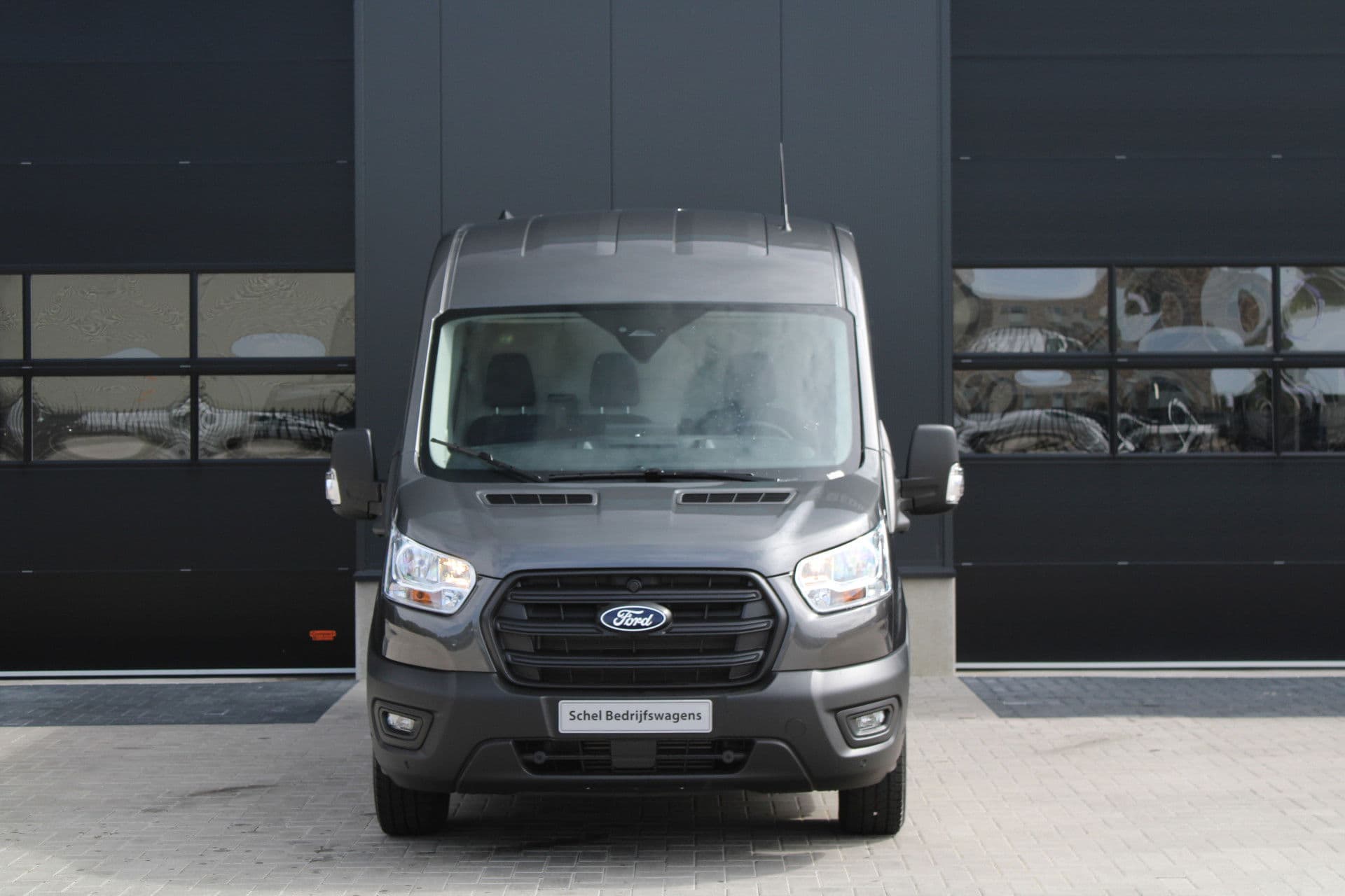 Ford Transit 350 2.0 TDCI L2H2 Trend 165pk - Facelift - Adaptive Cruise - Navigatie - Blind Spot - 360 Camera - Stoel - Stuurverwarming - Rijklaar thumbnail 2