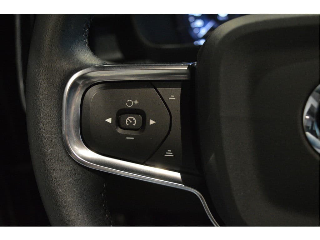 Volvo XC40 1.5 T5 Plug-in hybrid Ultimate Dark pano camera 20 inch !! thumbnail 18