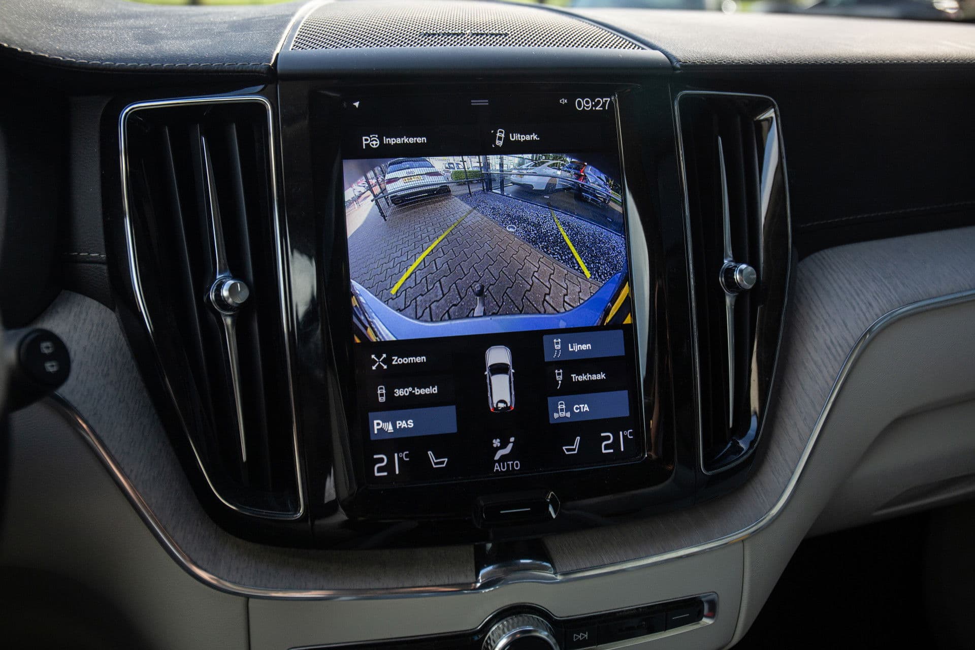 Volvo XC60 2.0 T5 Inscription , Luchtvering, Panoramadak, Trekhaak, Head-up Display, thumbnail 21