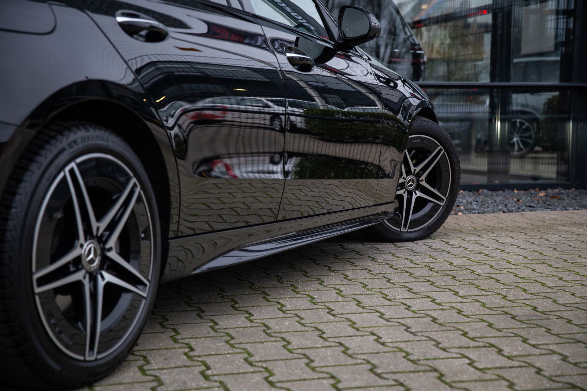 Mercedes-Benz C-Klasse Estate 200 Launch Edition AMG Line , Panoramadak, Sfeerverlichting, Burmester, 3D-camera, thumbnail 8