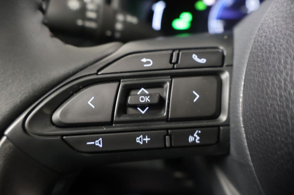 Toyota Yaris Cross 1.5 Hybride 130 Dynamic met Comfort Pack thumbnail 17