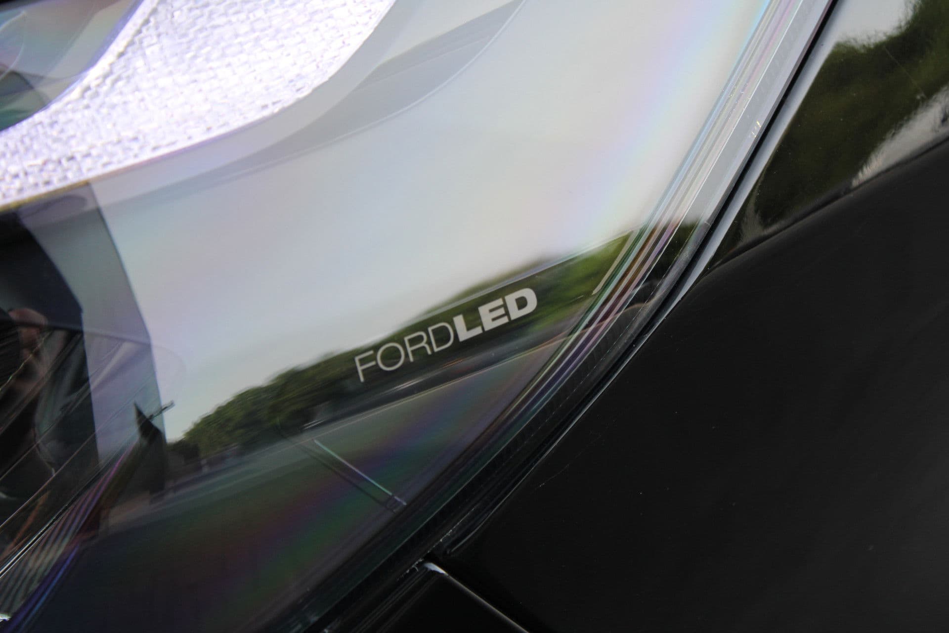 Ford Transit Custom 320 2.0 TDCI L2H1 Trend 170pk - Achterklep - Carplay - Android - LED koplampen - Stoelverwarming - 70l tank - Rijklaar thumbnail 31