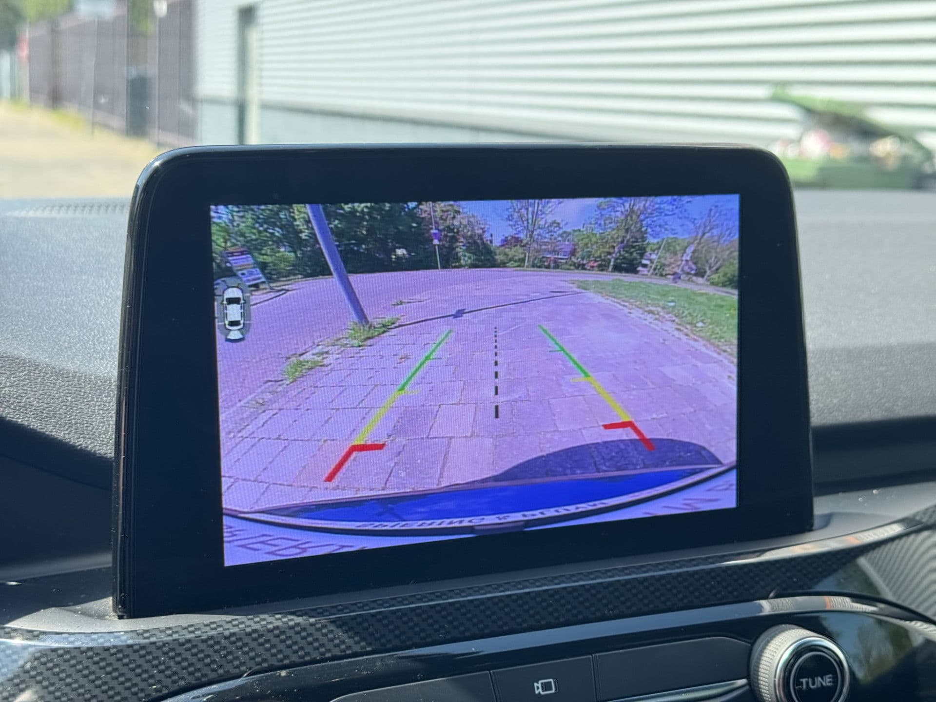 Ford Kuga 2.5 PHEV ST-Line X | Leder | 19" | Drive Ass. Pack | Winter pack thumbnail 4