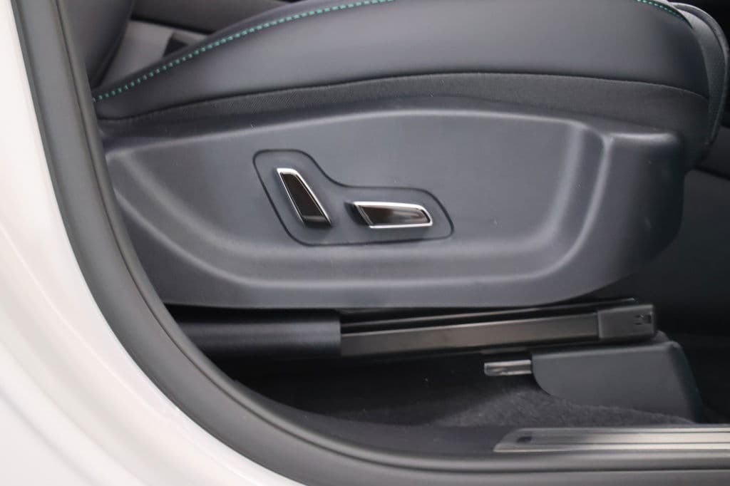 BYD SEAL U 1.5 DM-i FWD Boost | BYD Specialist in Limburg thumbnail 16