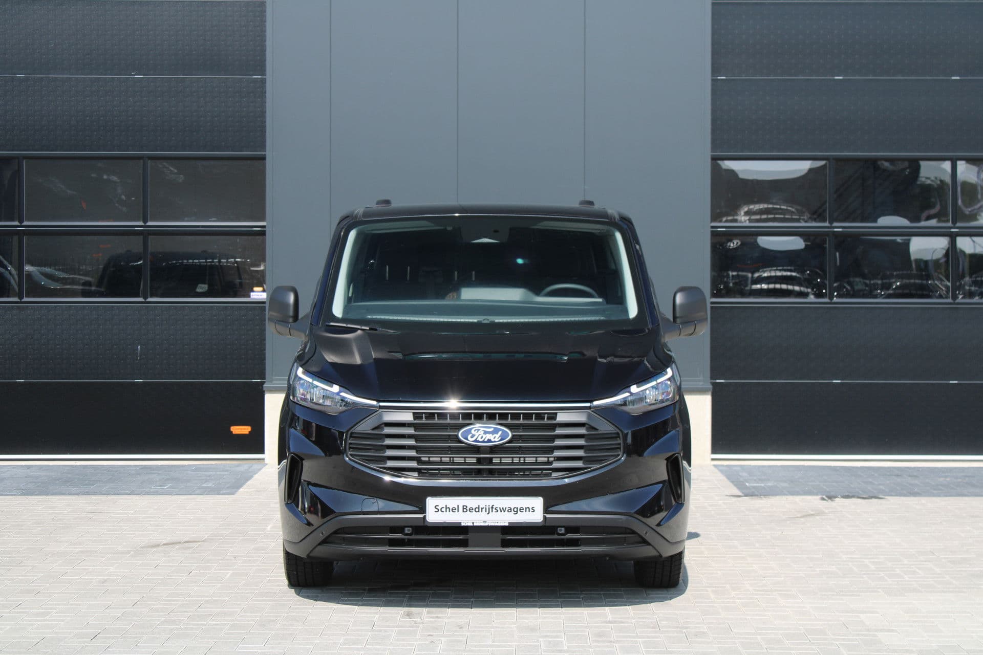 Ford Transit Custom 320 2.0 TDCI L2H1 Trend DC 136pk - Carplay - Android - Camera - Trekhaak - LED koplampen - Stoelverwarming - Draadloos laden - Rijklaar thumbnail 20