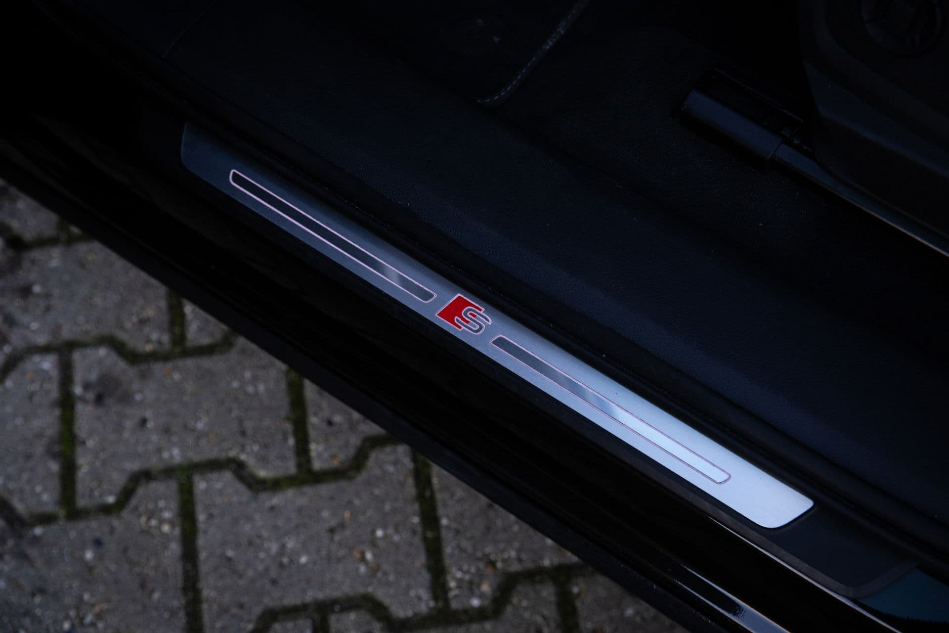 Audi E-tron S quattro 95 kWh , Trekhaak, Panoramadak, Adaptive cruise, 360-graden camera, thumbnail 35