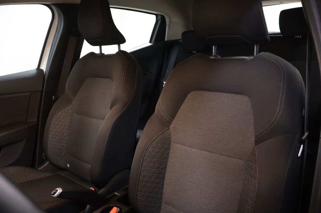 Renault Clio 1.0 TCe 90 Equilibre | App | Navi thumbnail 8