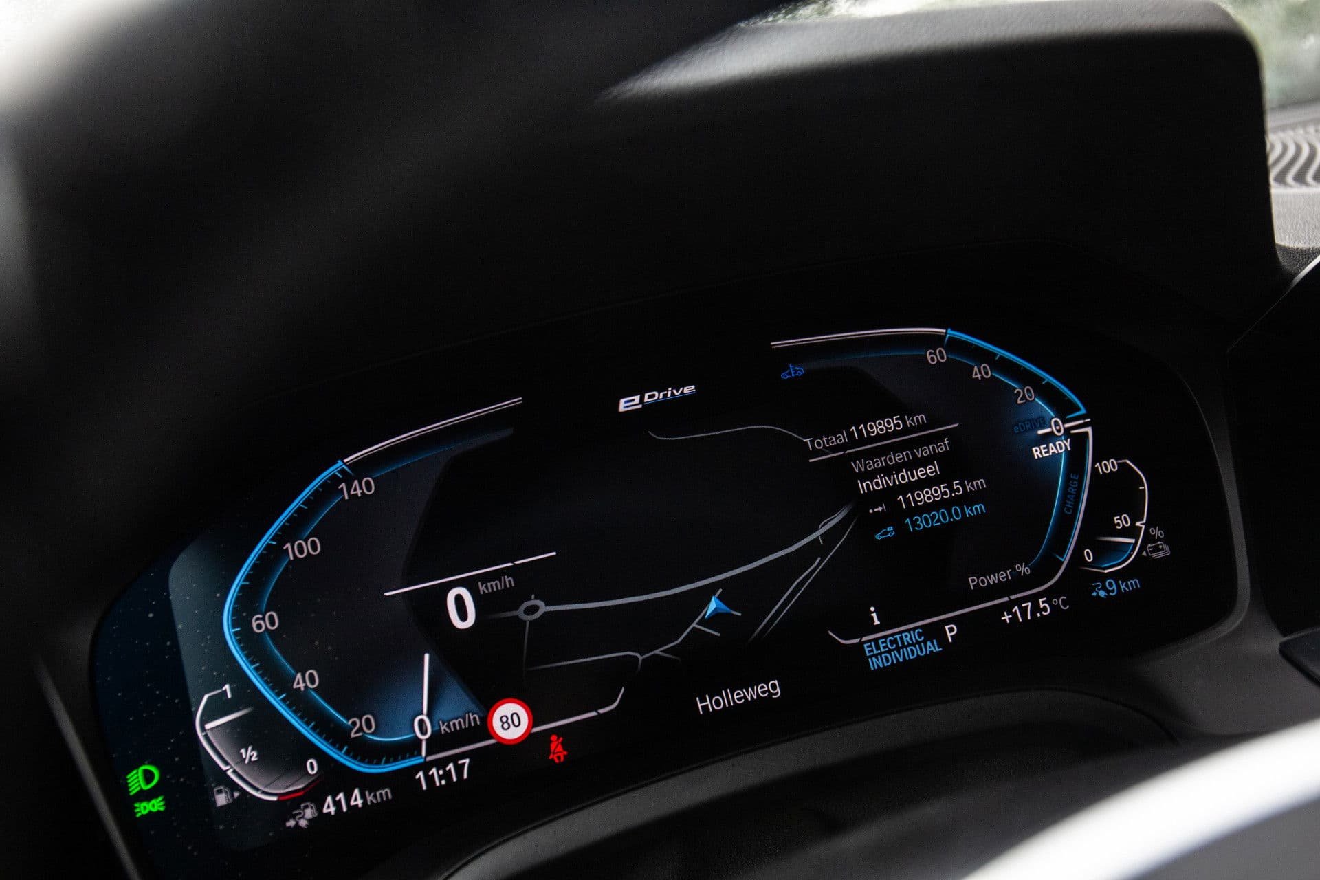 BMW 3 Serie Touring 330e High Executive M-Sport 290pk , Adaptive cruise, Trekhaak, Sfeerverlichting, thumbnail 11