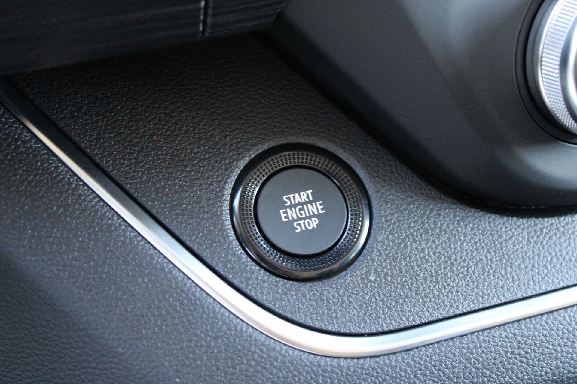 Renault Trafic 2.0 Blue dCi 170pk T29 L2H1 Extra DC - 2x Schuifdeur - Carplay - LED - Blind Spot - Navigatie - Camera - Trekhaak - Stoelverwarming - Rijklaar thumbnail 26