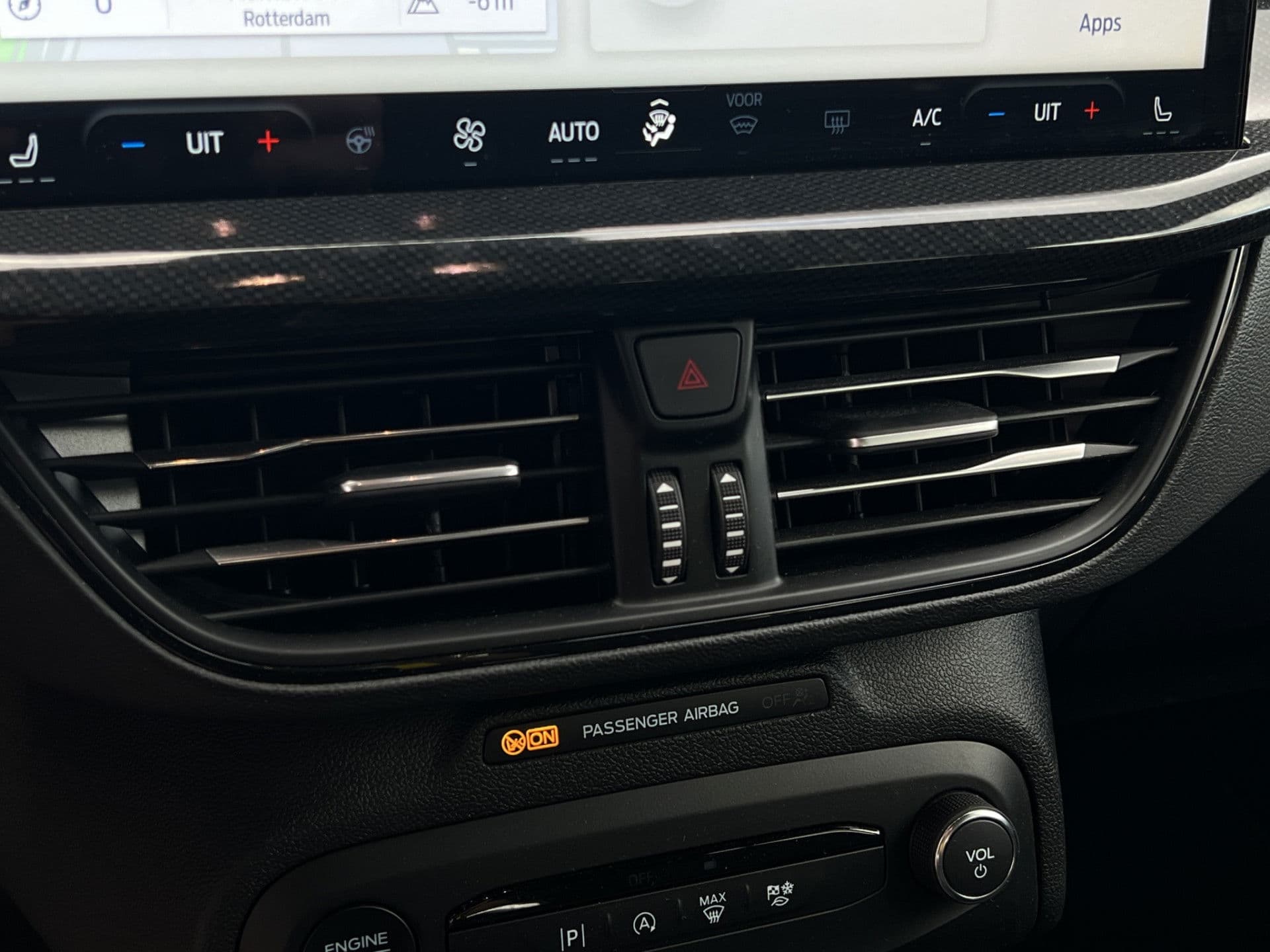 Ford FOCUS Wagon 1.0 EcoBoost Hybrid ST Line | Head-Up | Winter Pack | Driver Assist pack thumbnail 18