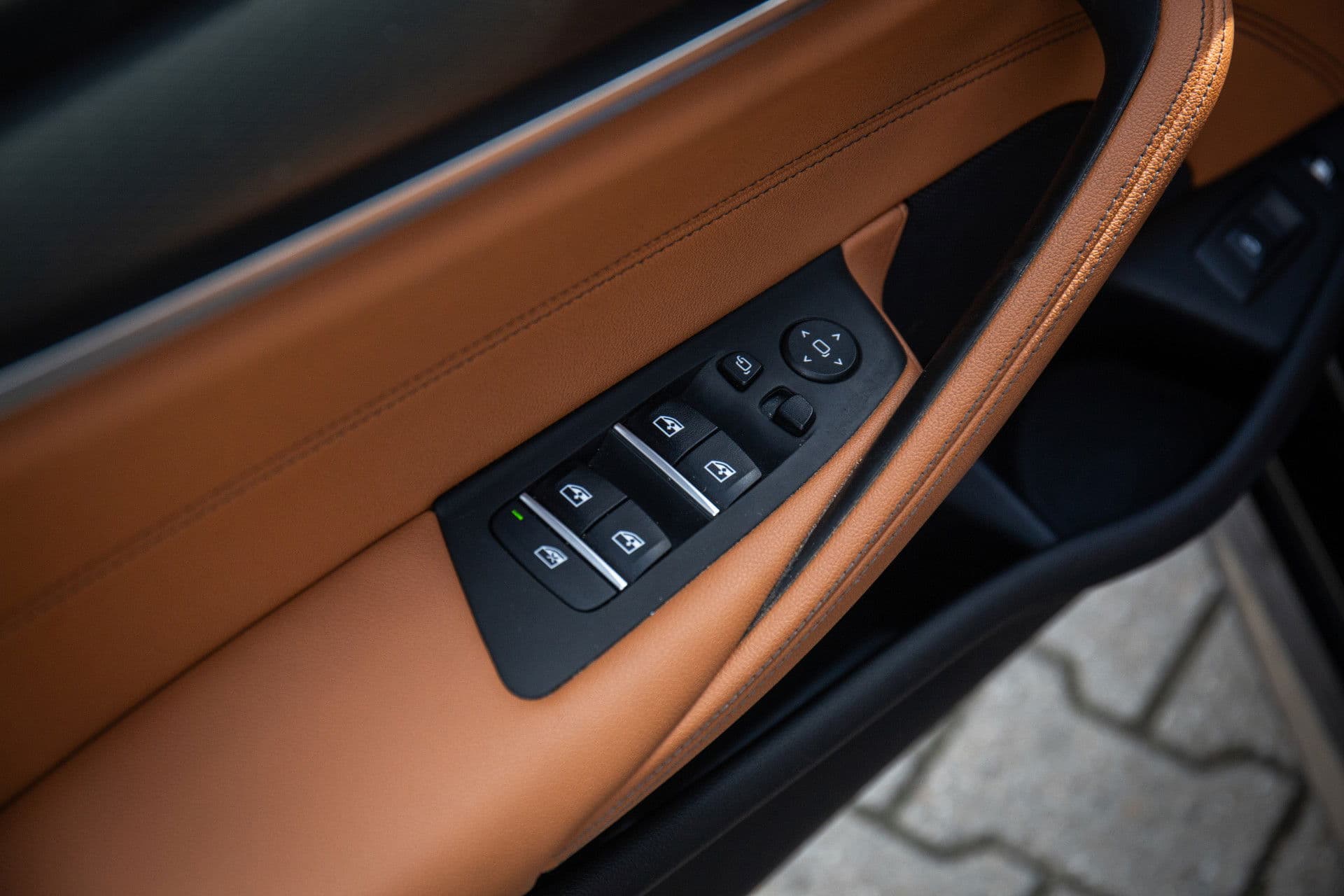 BMW 5 Serie Touring 530e M-Sport , Shadowline, Adaptive Cruise, Trekhaak, Leder, SOH 91% thumbnail 11