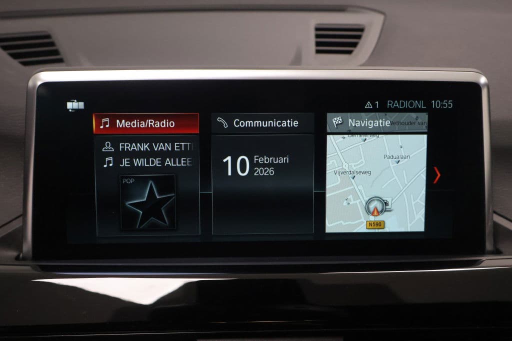 BMW X1 sDrive20i High Executive thumbnail 18