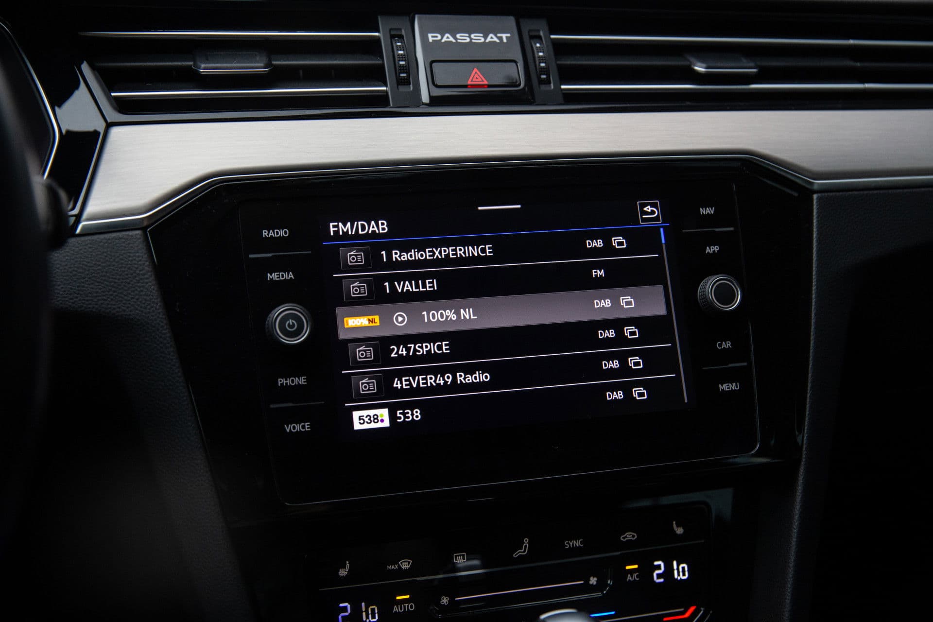 Volkswagen Passat Variant 1.5 TSI Elegance , Adap. cruise, Head-up display, thumbnail 14