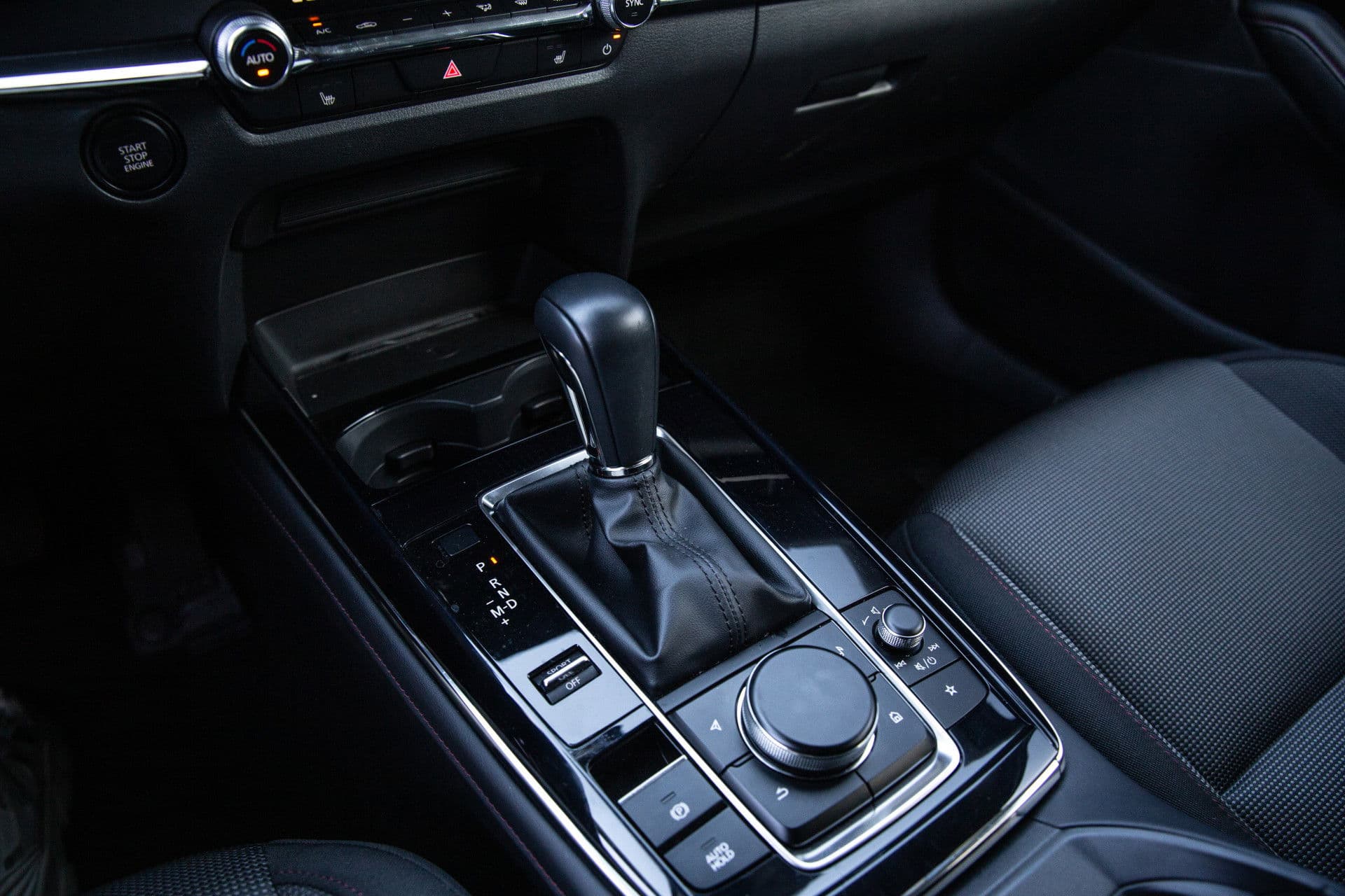 Mazda CX-30 2.5 e-SkyActiv-G M Hybrid Homura , Head-up display, Adap. cruise, thumbnail 6