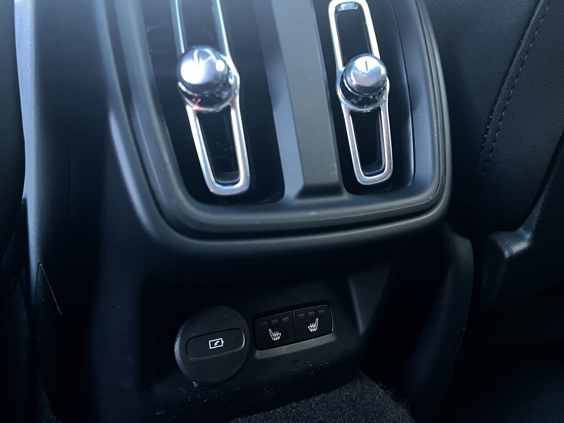 Polestar 2 Long Range Dual Motor Launch Edition 78kWh | Trekhaak | H/K audio | Pano | Pilot pakket thumbnail 24