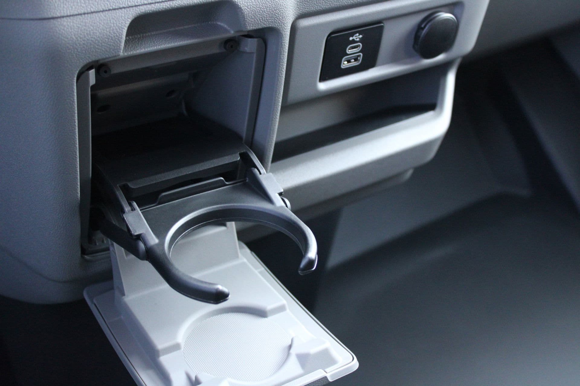 Ford Transit Custom 320 2.5 PHEV L2H1 Trend 232pk - 5 jaar GARANTIE - 2x Schuifdeur - Adaptive Cruise - Blind Spot - Navigatie - Camera - Verwarmd Stuur - Rijklaar thumbnail 36