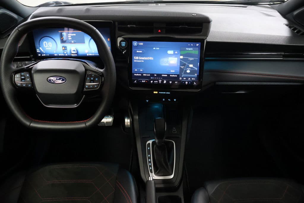Ford Puma 1.0 EcoBoost Hybride ST-Line X | 155pk | Pano | Trekhaak thumbnail 7