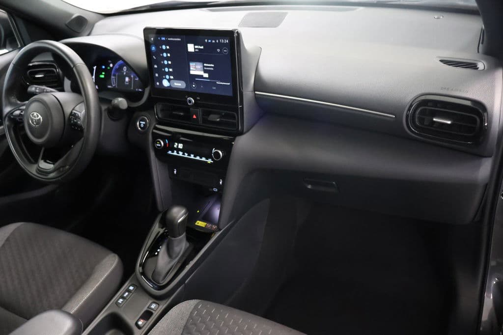 Toyota Yaris Cross 1.5 Hybrid Dynamic | met Winterpack thumbnail 8