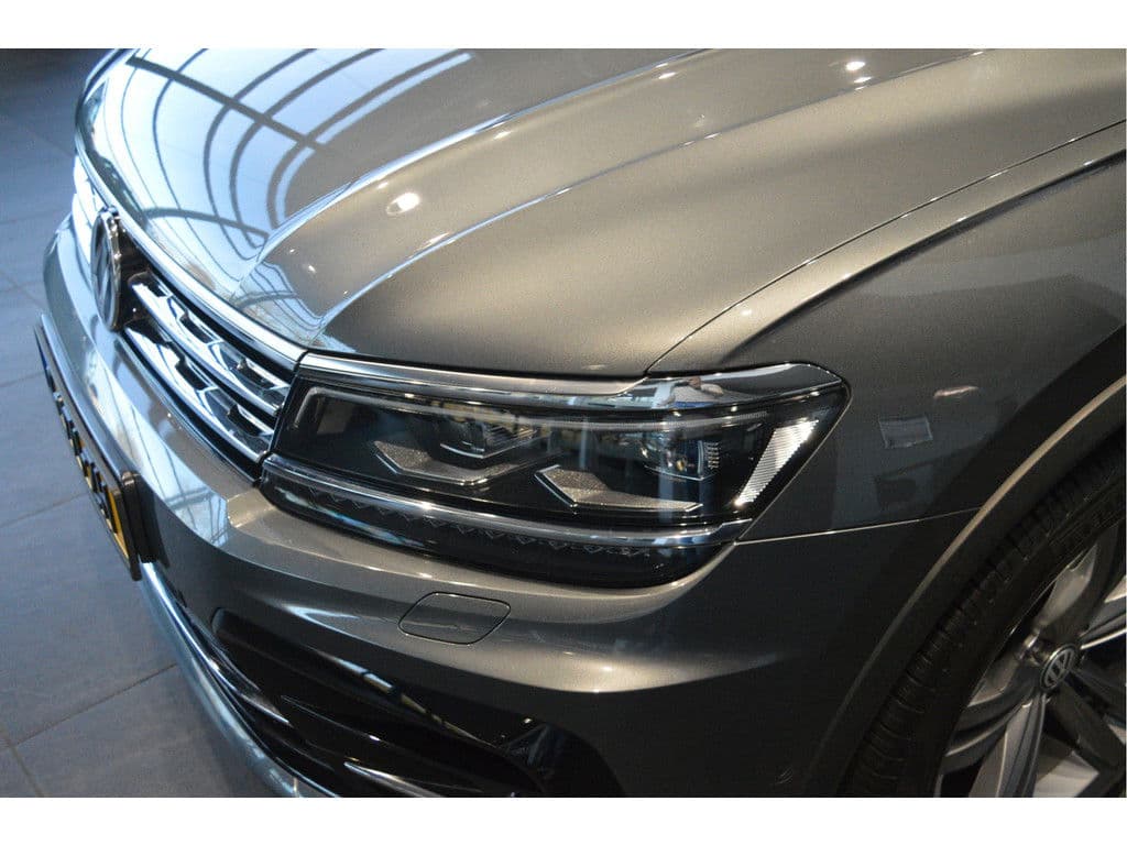 Volkswagen Tiguan 1.5 TSI ACT R-LINE navi camera leer pano trekhaak !! thumbnail 10