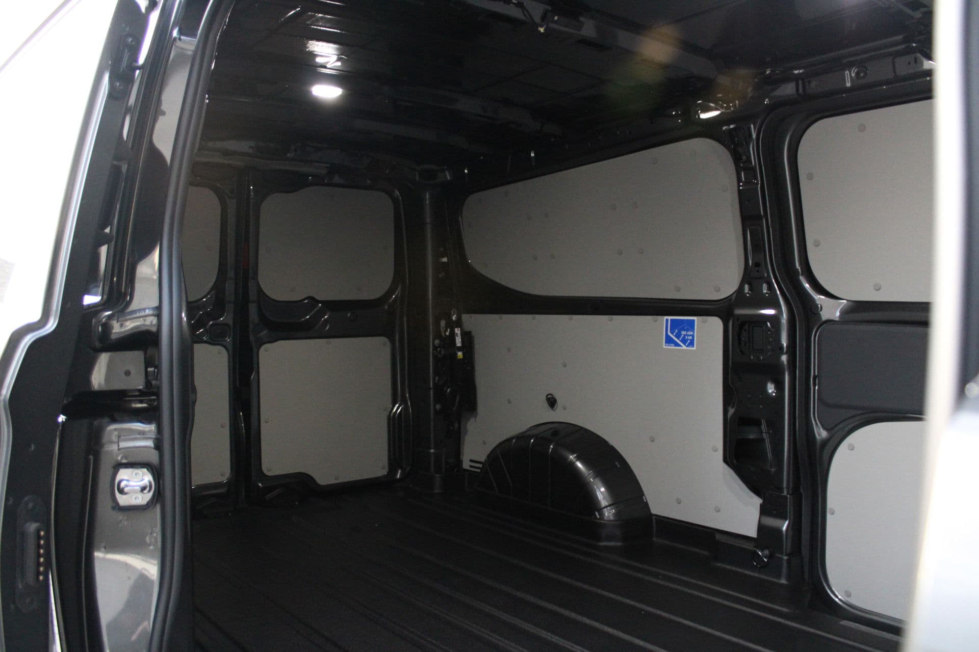 Ford Transit Custom 320 2.5 PHEV L2H1 Trend 232pk - 5 jaar GARANTIE - 2x Schuifdeur - Adaptive Cruise - Blind Spot - Navigatie - Camera - Verwarmd Stuur - Rijklaar thumbnail 13