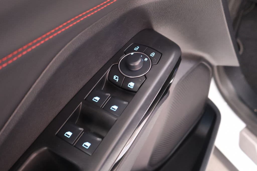 Ford Puma 1.0 EcoBoost Hybride ST-Line X | 155pk | Pano | Trekhaak thumbnail 12