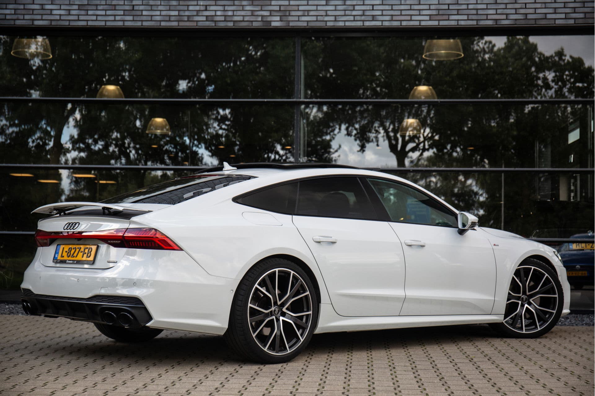 Audi A7 Sportback 55 TFSI quattro S Edition , 3D-camera, S-line, Panoramadak, Ruitstiksel thumbnail 3