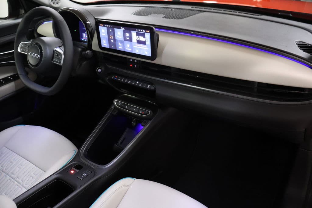 Fiat 600E La Prima 54 kWh thumbnail 8