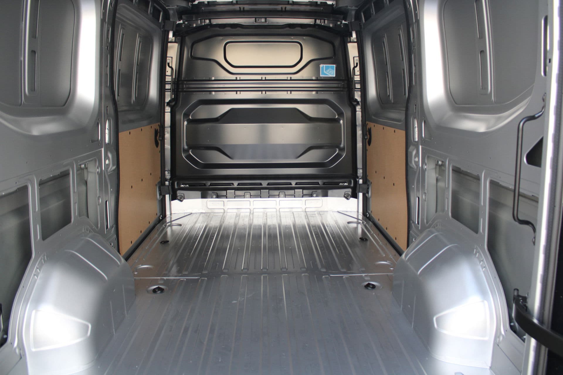 Renault Master T35 2.0 dCi 170pk L2H2 Extra - 2x Schuifdeur - Navigatie - Blind Spot - Camera - Stoelverwarming - Verwarmde voorruit - Rijklaar thumbnail 12