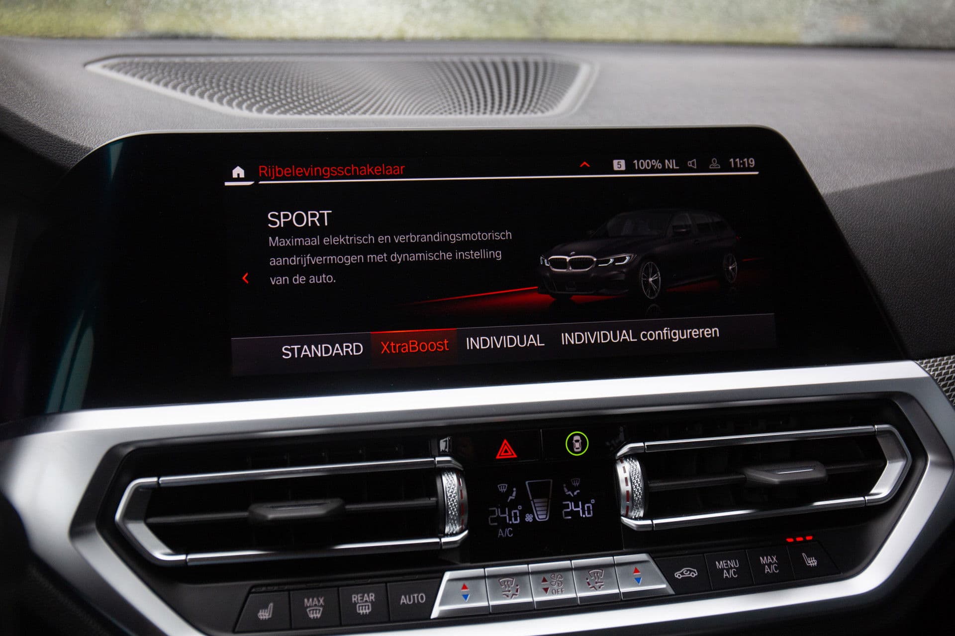 BMW 3 Serie Touring 330e High Executive M-Sport 290pk , Adaptive cruise, Trekhaak, Sfeerverlichting, thumbnail 19