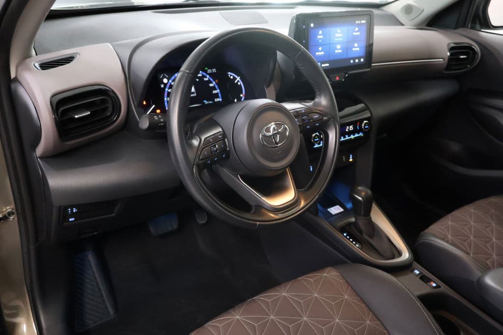 Toyota Yaris Cross 1.5 Hybrid Executive | 1e Eigenaar | Panodak thumbnail 8